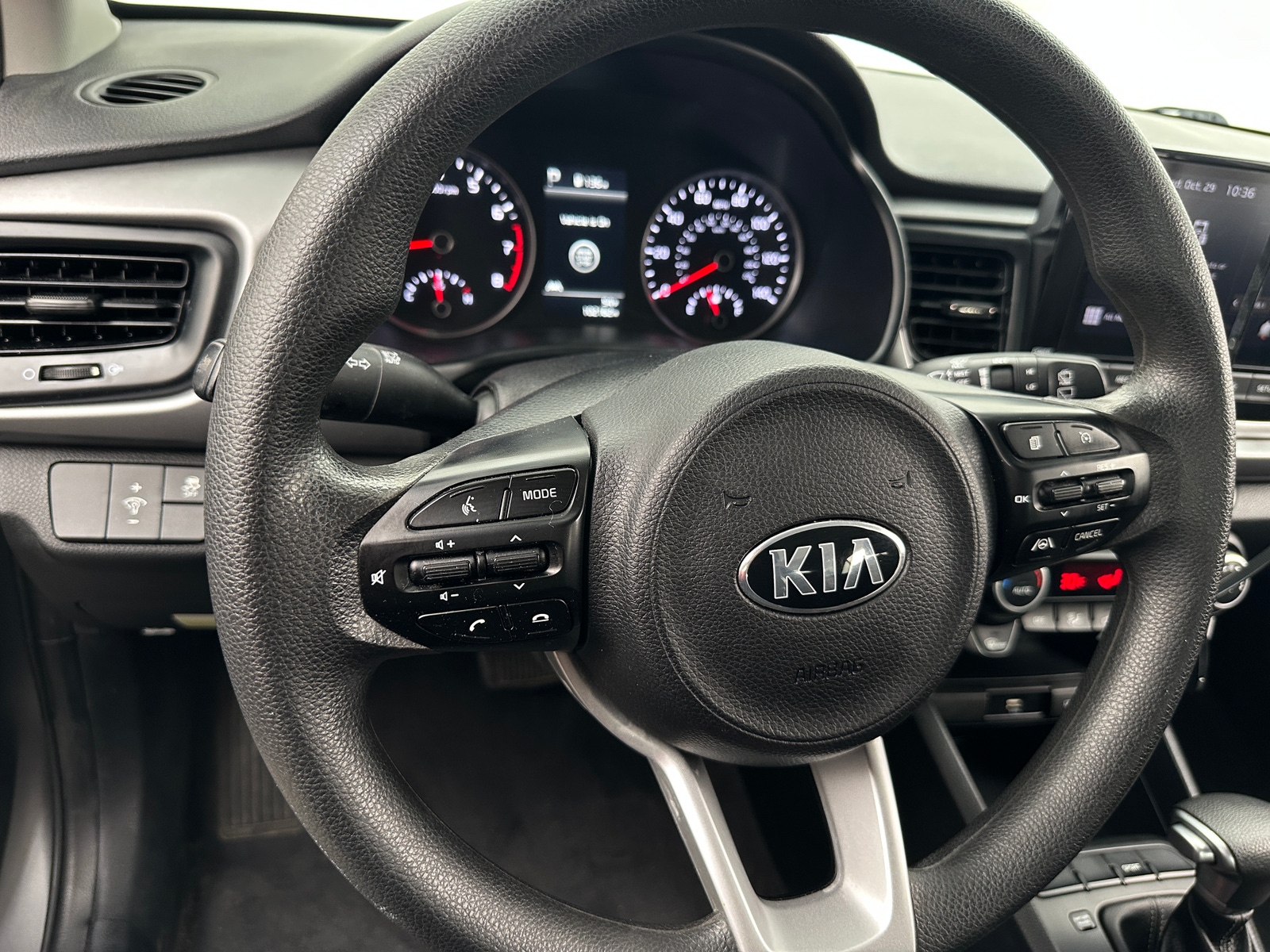 Thumbnail: 2021 Kia Rio - 5