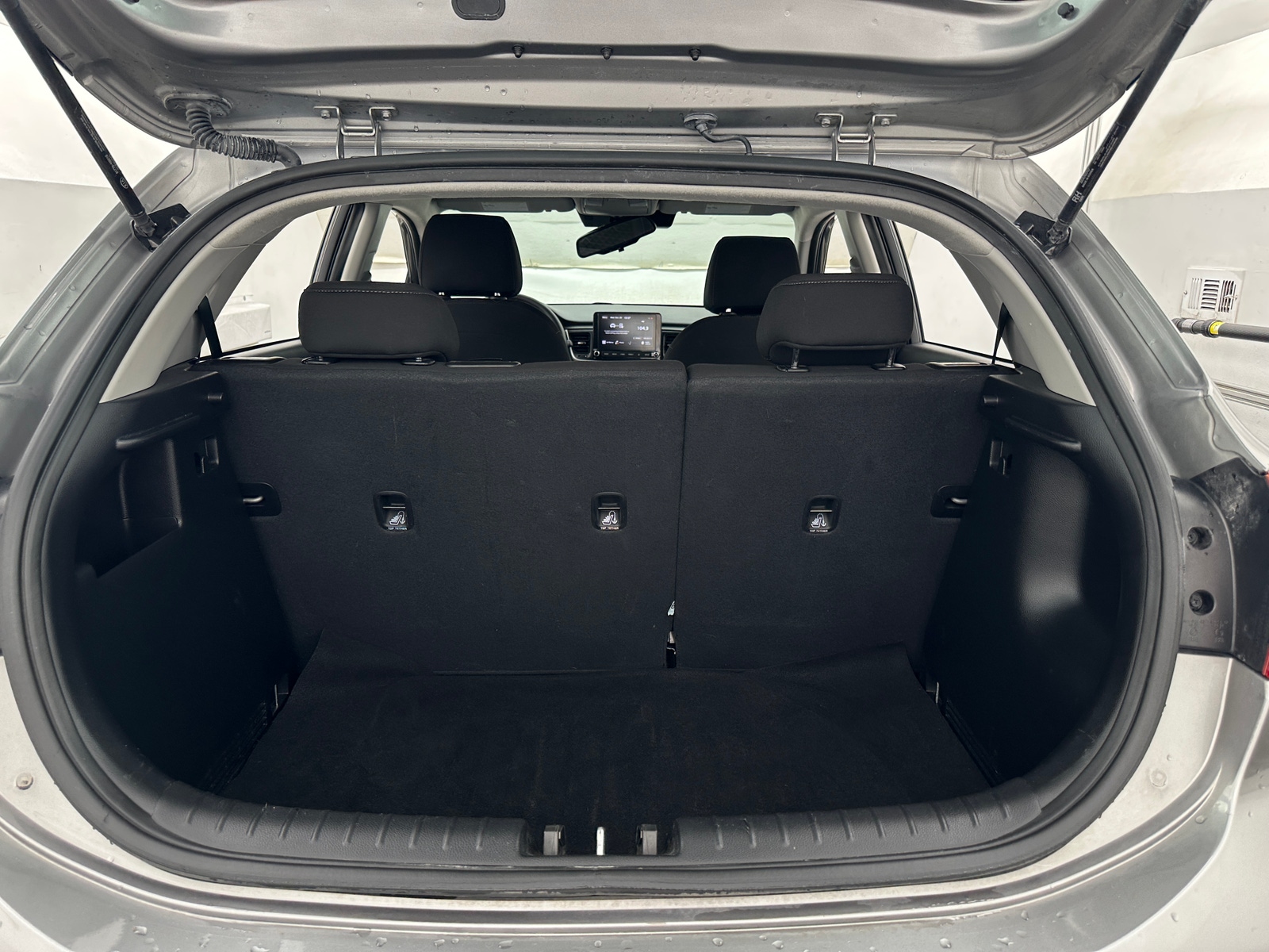 Thumbnail: 2021 Kia Rio - 7