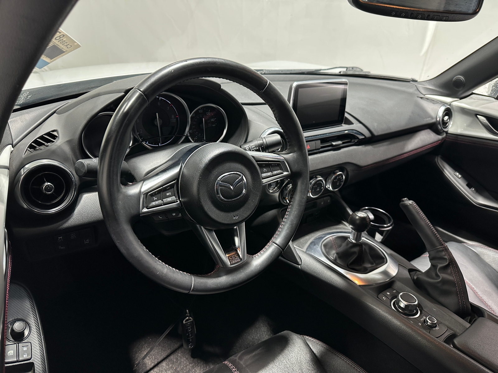 Thumbnail: 2016 Mazda MX-5 Miata - 2