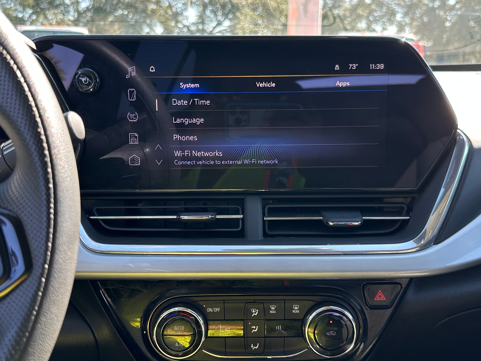 Thumbnail: 2024 Chevrolet Trax - 4