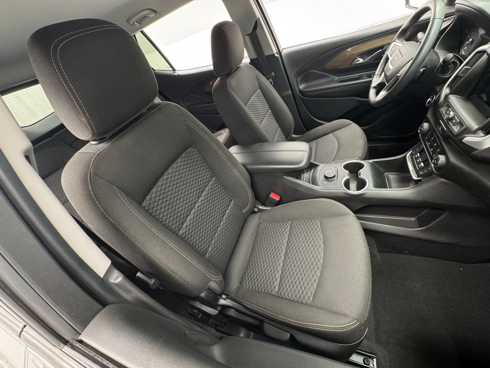 Thumbnail: 2018 GMC Terrain - 2