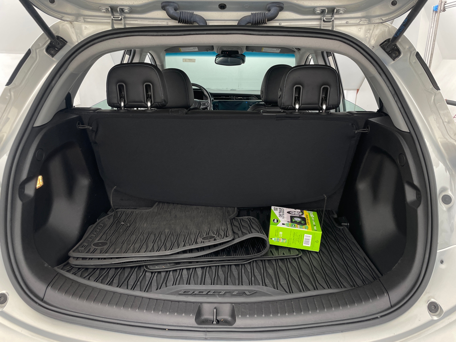 Thumbnail: 2023 Chevrolet Bolt EV - 6