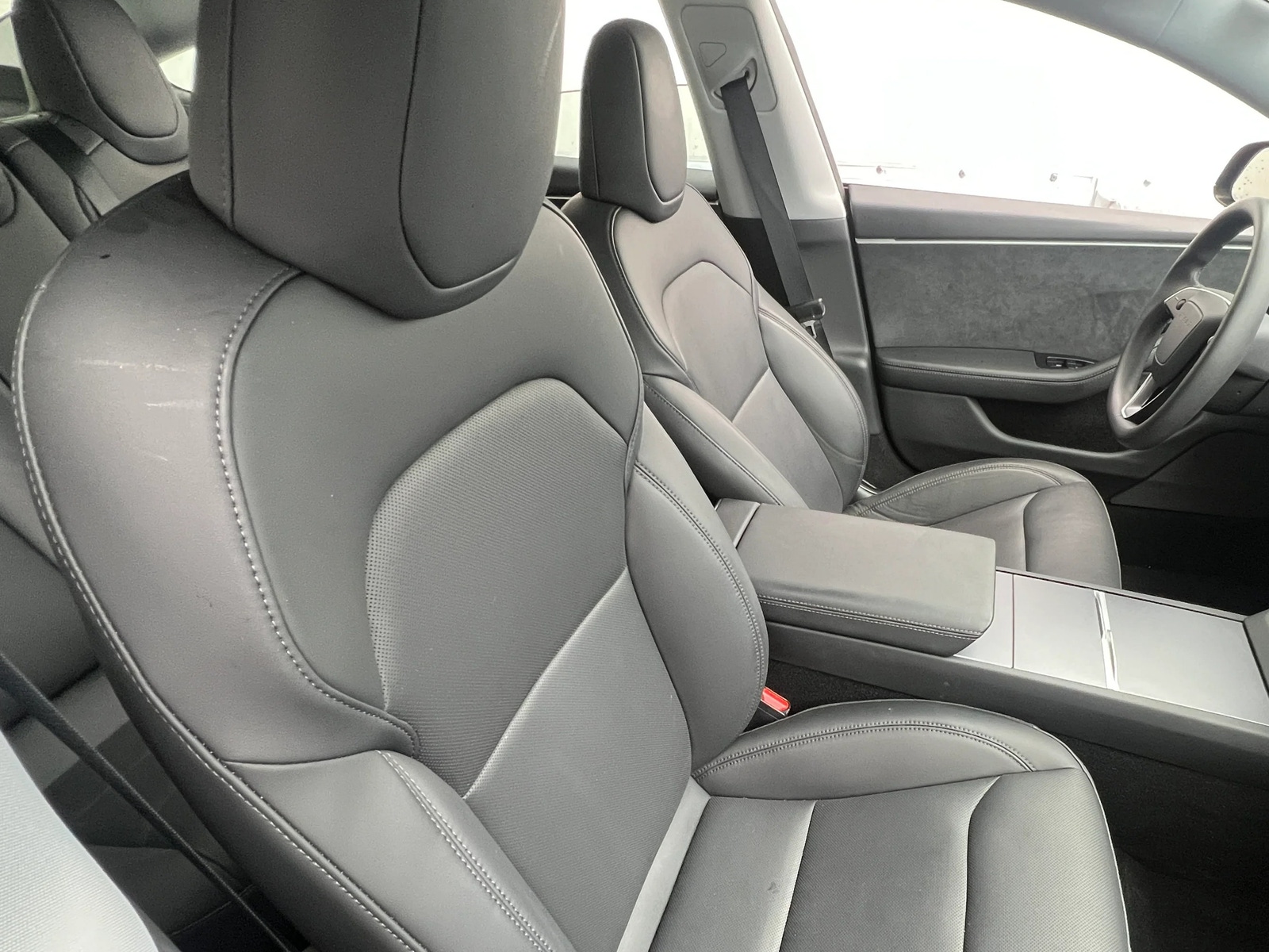 Thumbnail: 2025 Tesla Model 3 - 2