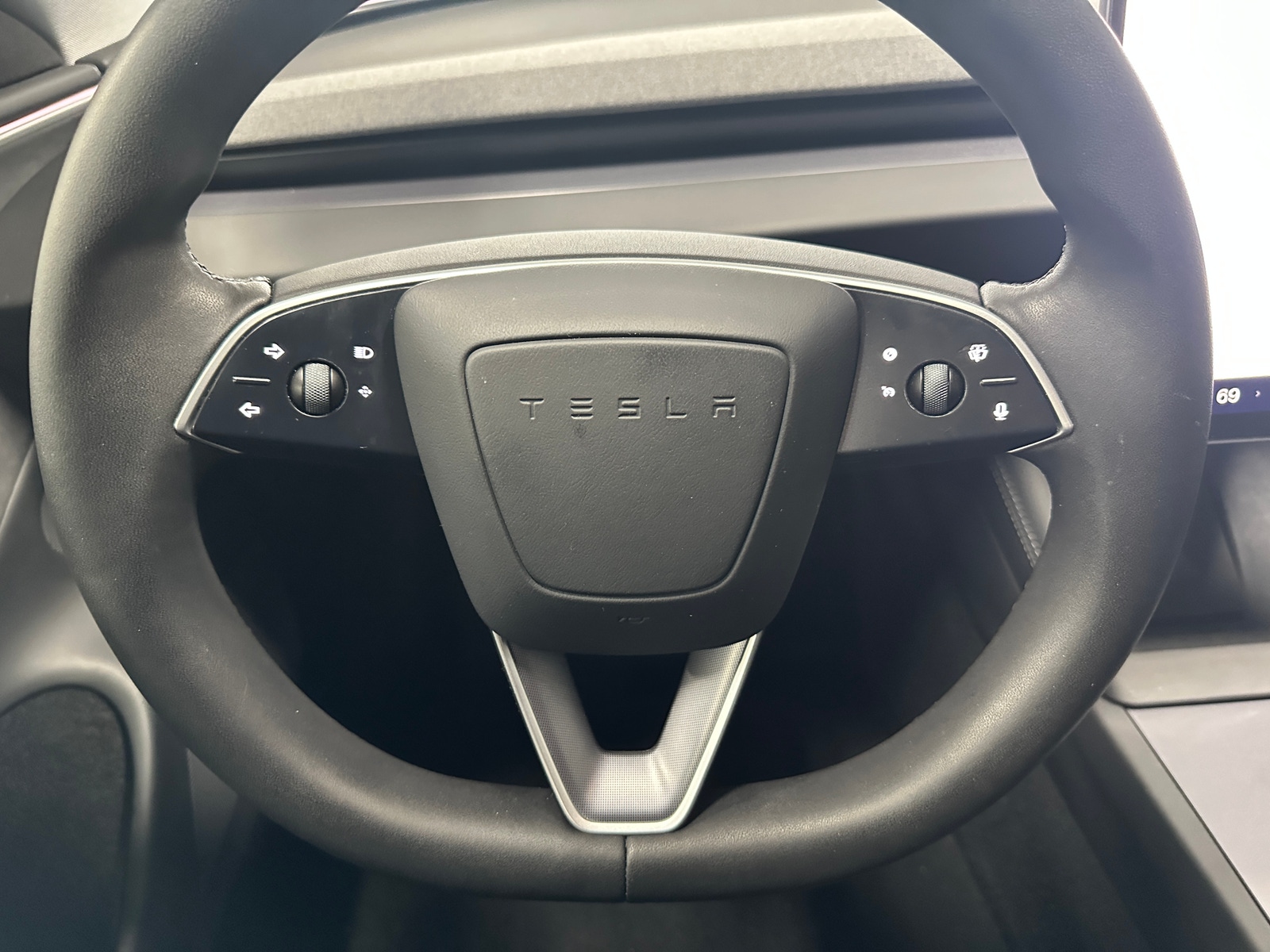 Thumbnail: 2025 Tesla Model 3 - 5