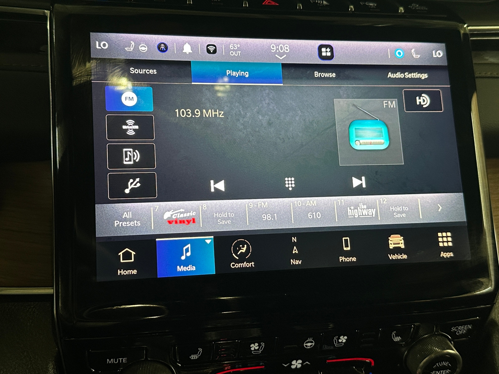 Thumbnail: 2022 Jeep Grand Cherokee - 3