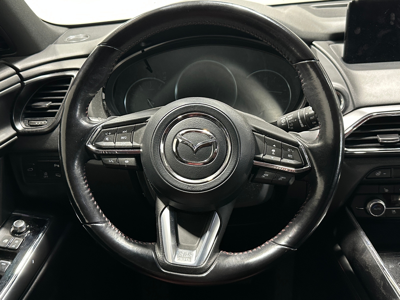 Thumbnail: 2022 Mazda CX-9 - 4