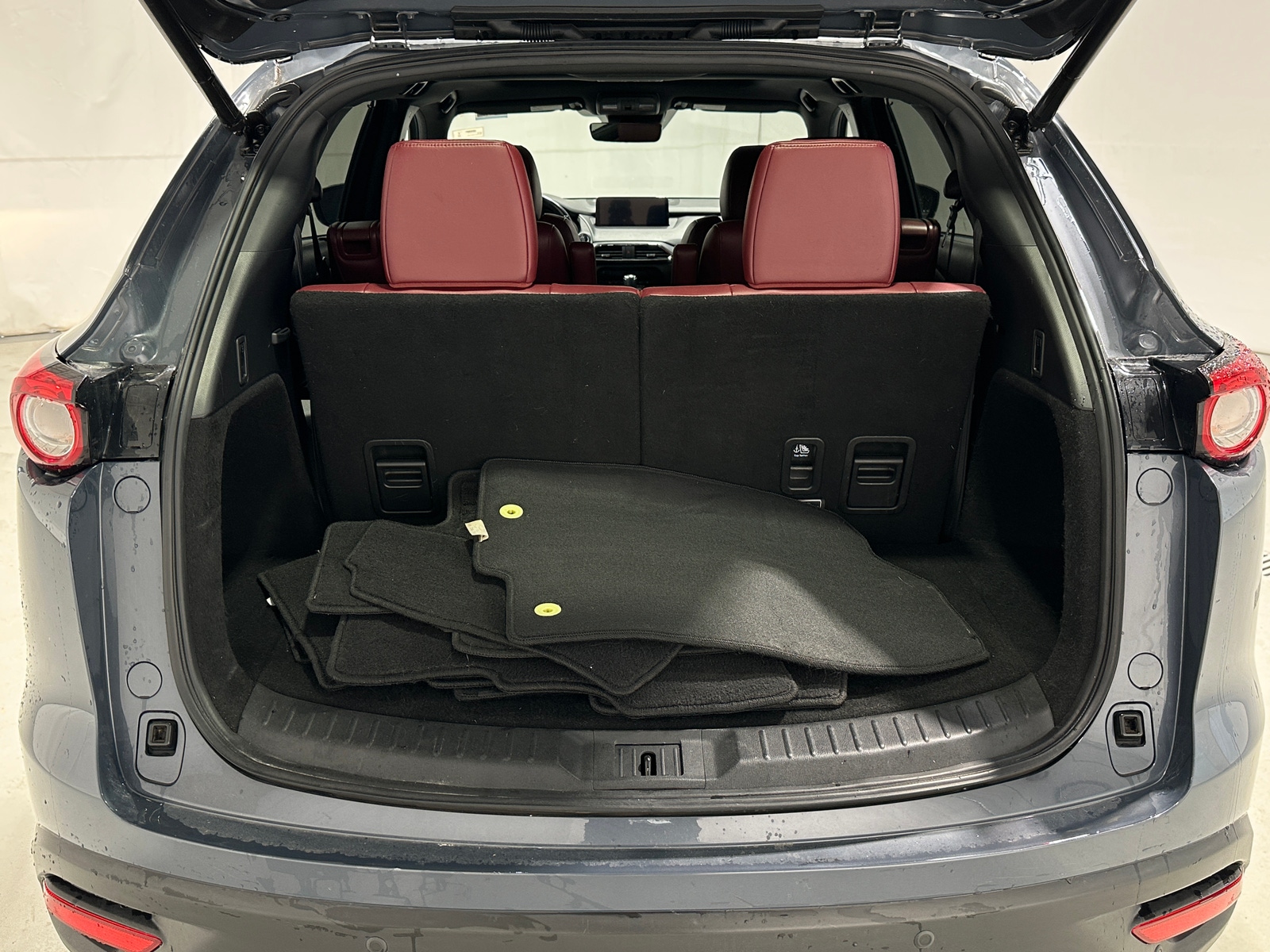 Thumbnail: 2022 Mazda CX-9 - 6