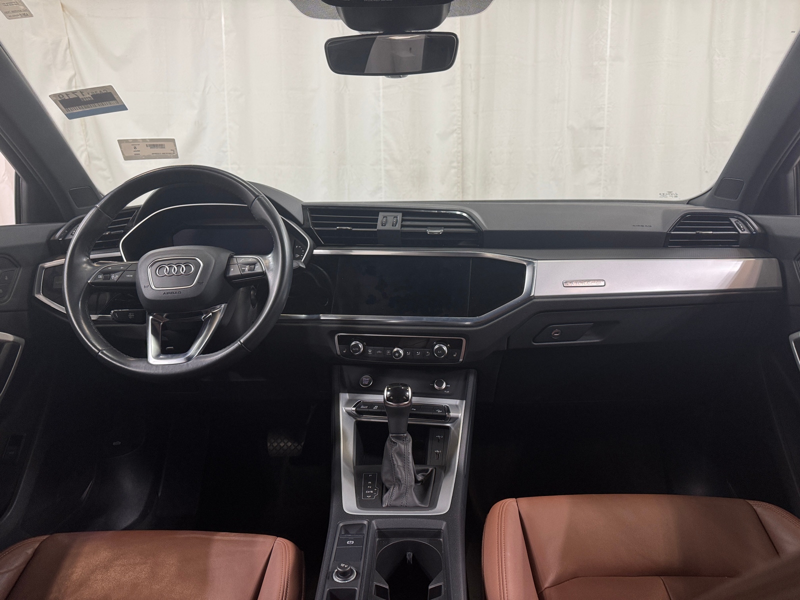 Thumbnail: 2020 Audi Q3 - 2