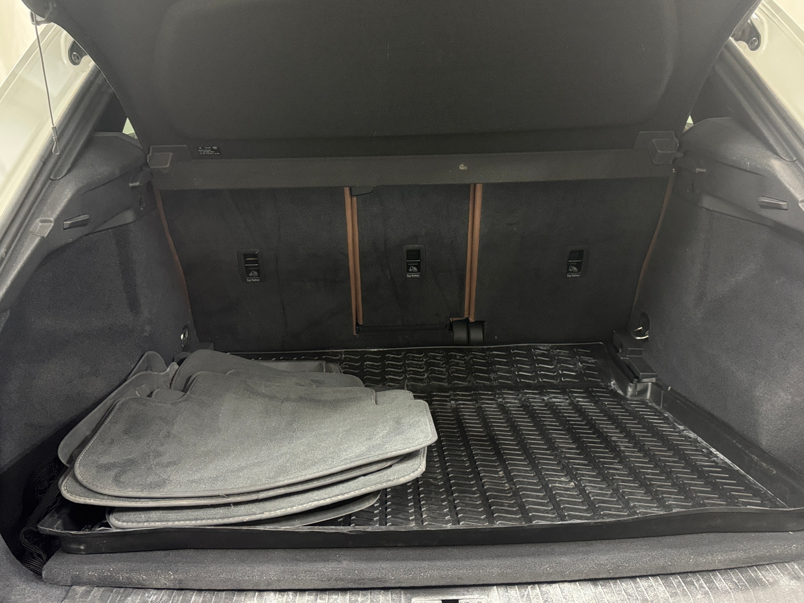 Thumbnail: 2020 Audi Q3 - 6