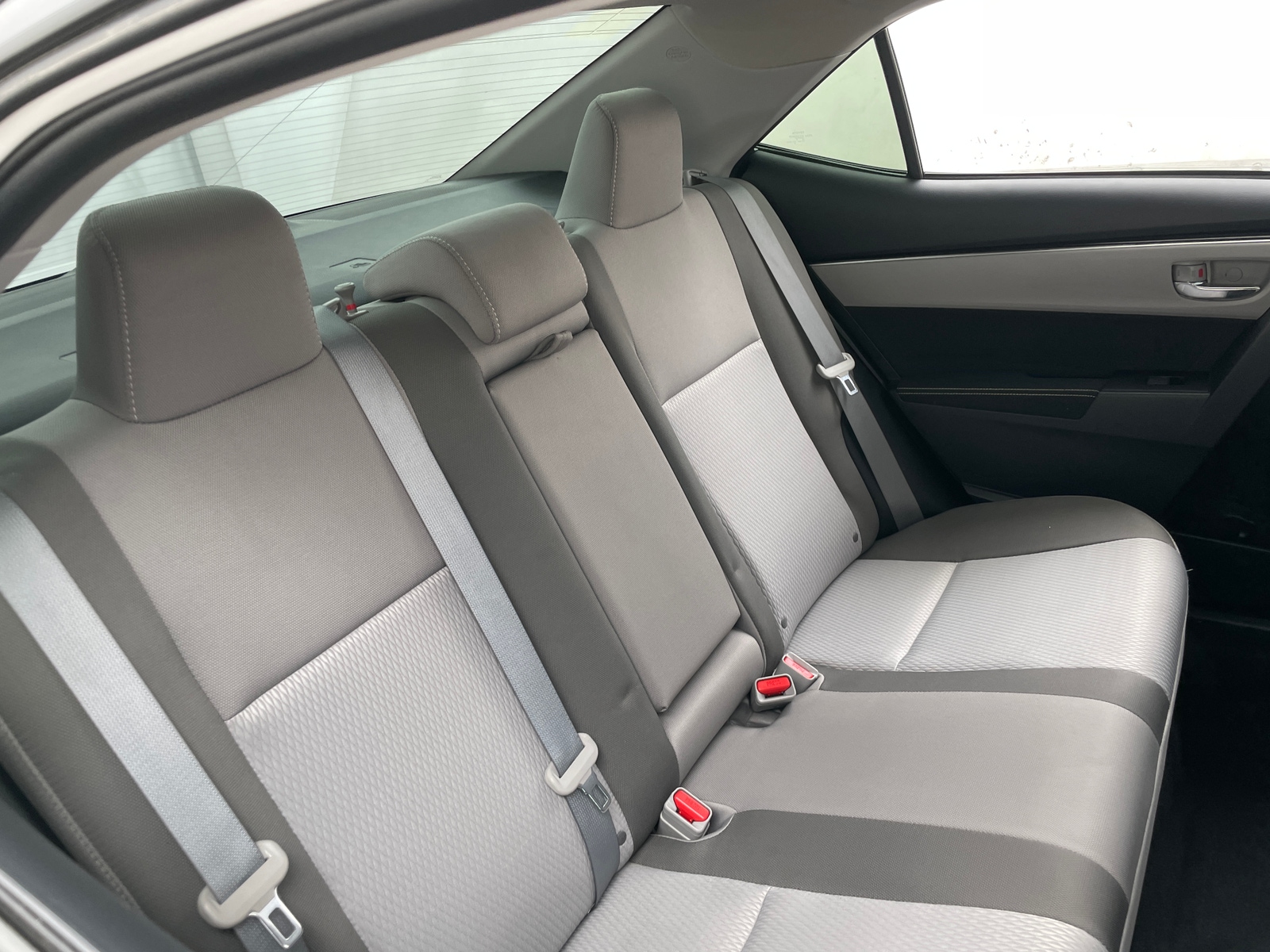 Thumbnail: 2017 Toyota Corolla - 6