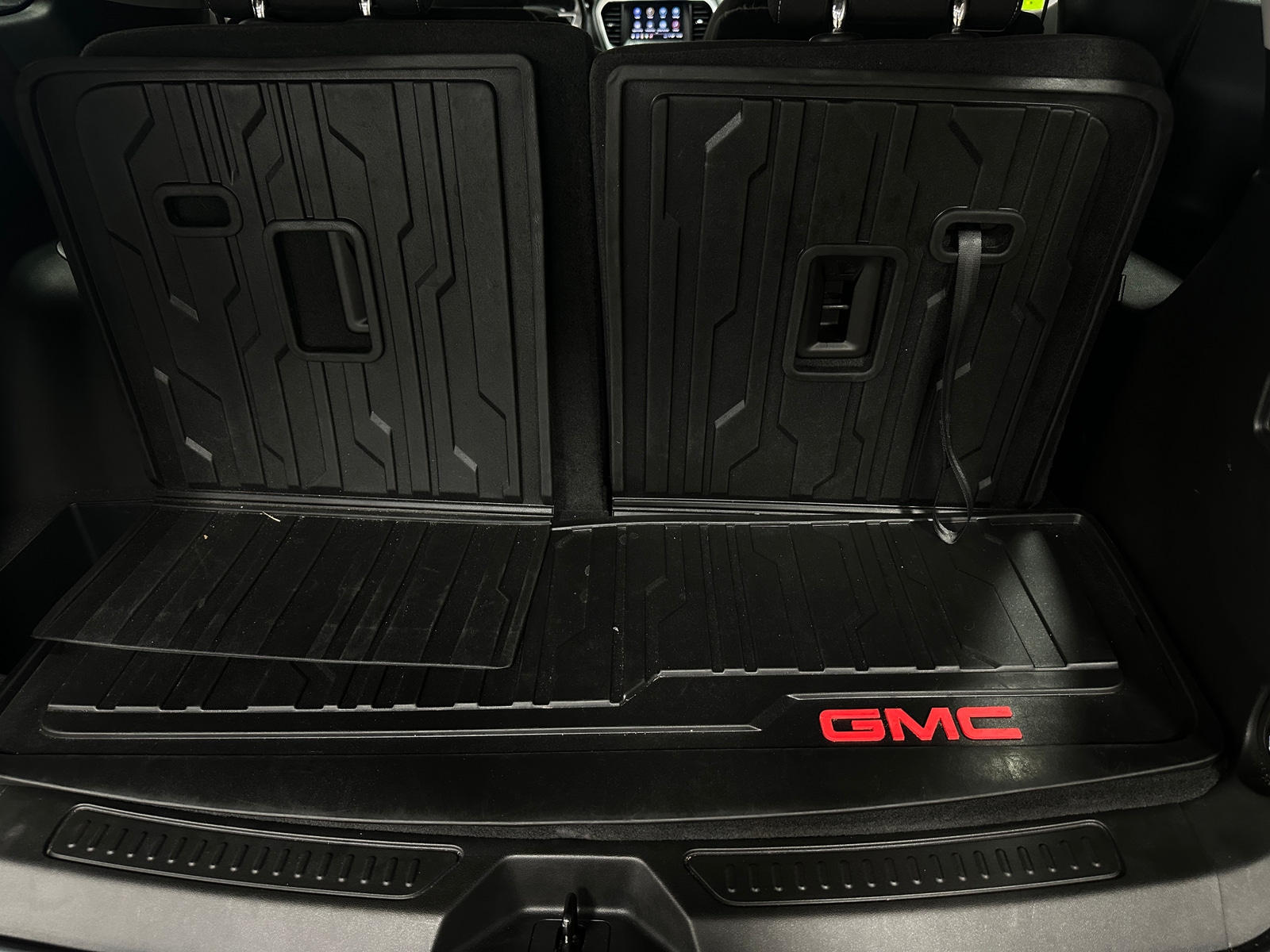 Thumbnail: 2023 GMC Acadia - 7