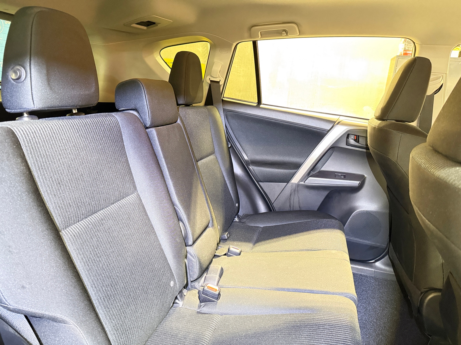 Thumbnail: 2018 Toyota RAV4 - 6