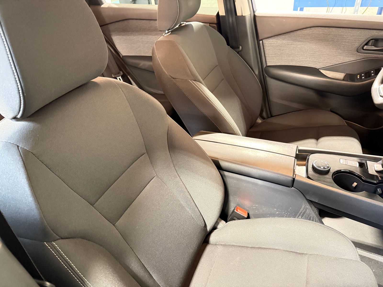 Thumbnail: 2023 Nissan Rogue - 2