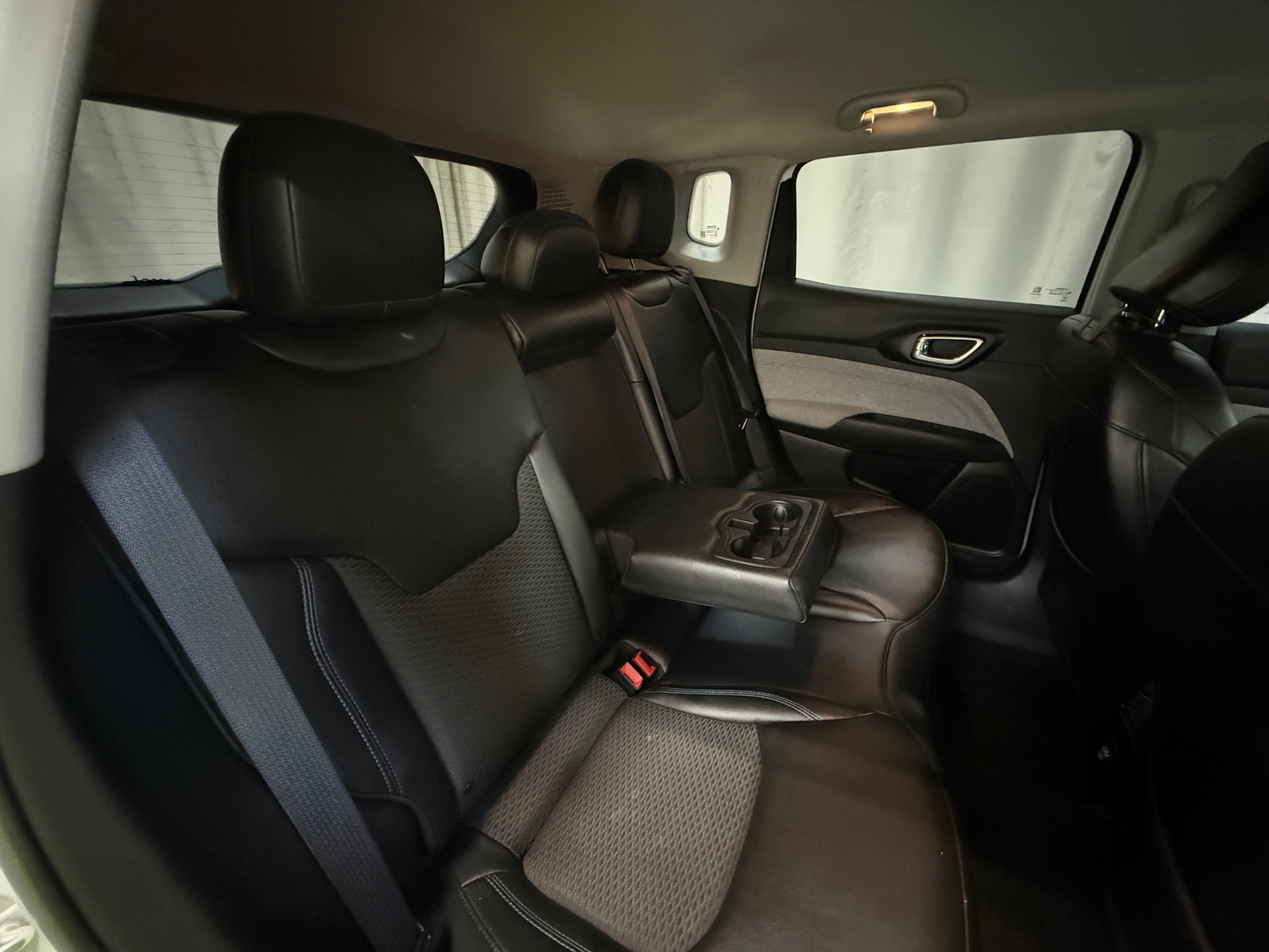 Thumbnail: 2022 Jeep Compass - 6