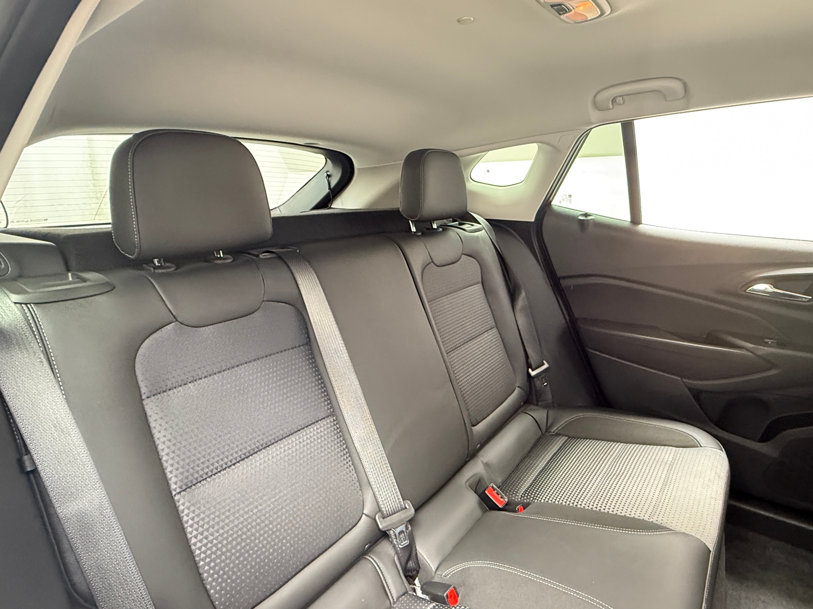 Thumbnail: 2025 Chevrolet Trax - 6