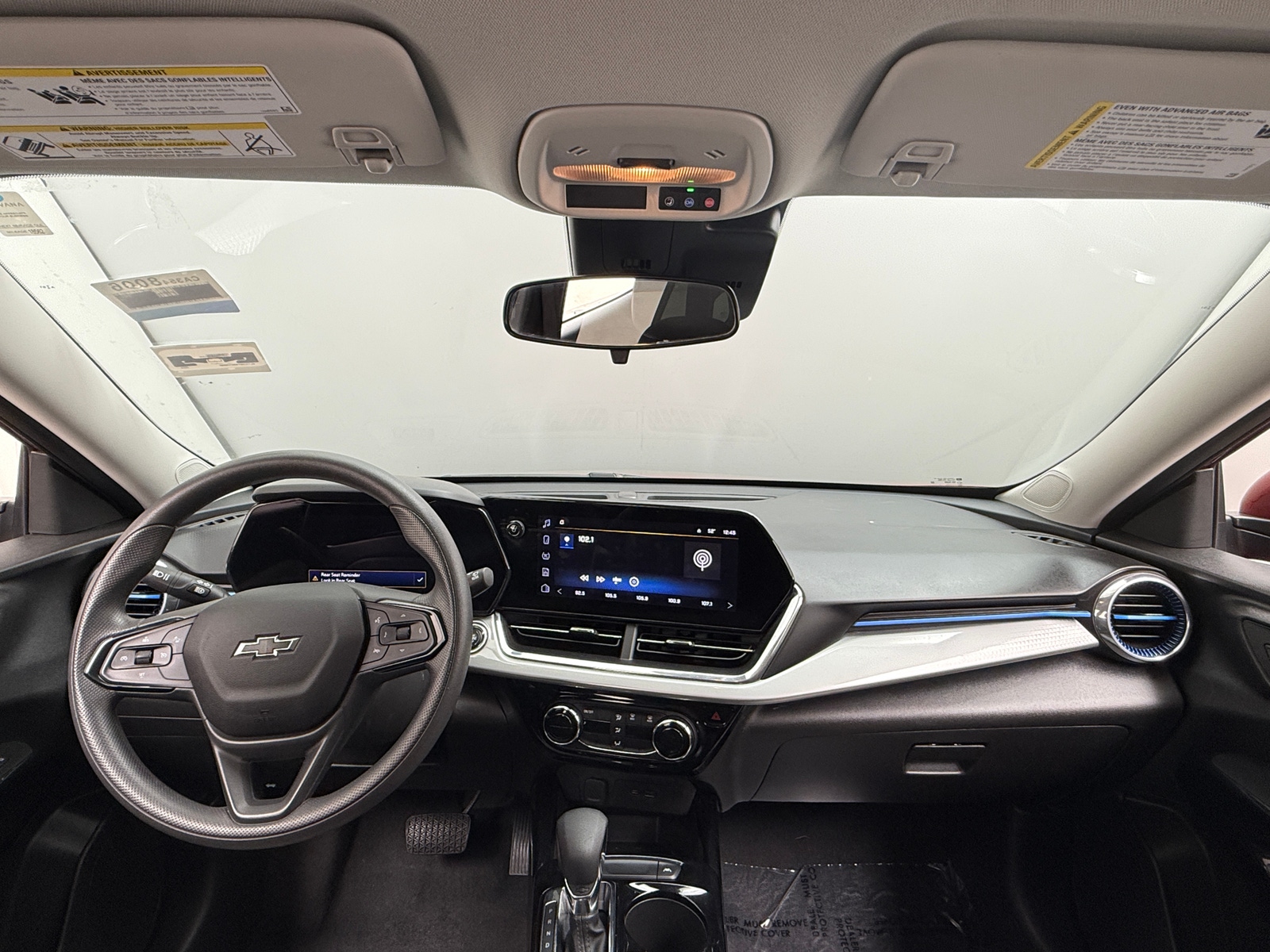 Thumbnail: 2025 Chevrolet Trax - 3