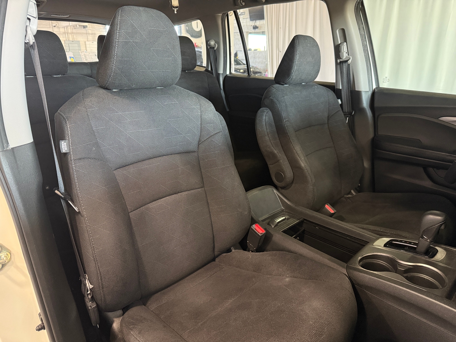 Thumbnail: 2019 Honda Pilot - 2