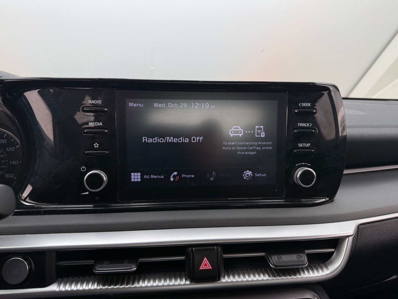 Thumbnail: 2023 Kia K5 - 4