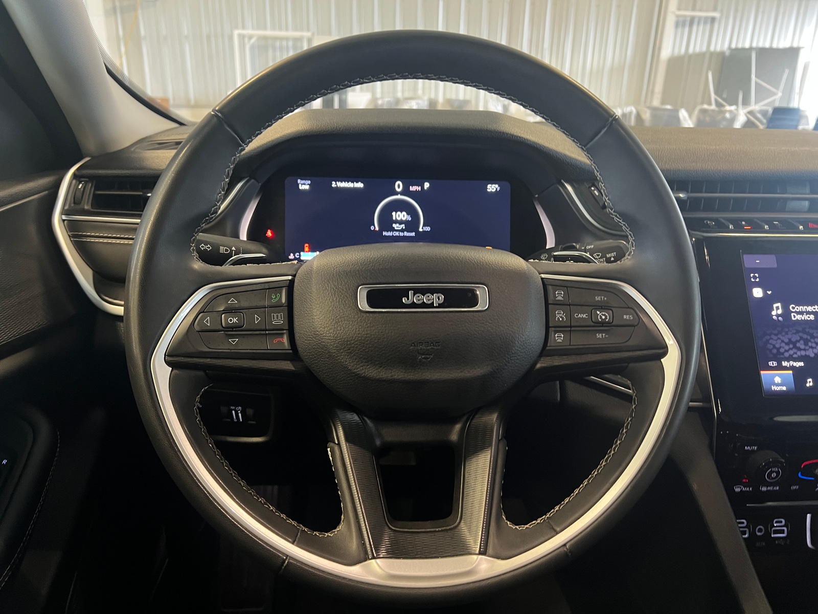 Thumbnail: 2023 Jeep Grand Cherokee L - 5