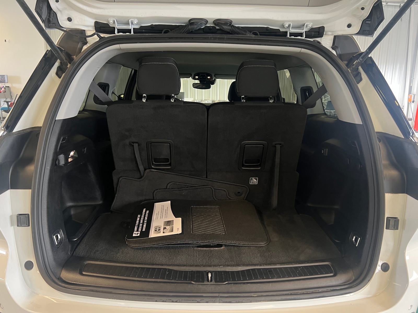 Thumbnail: 2023 Jeep Grand Cherokee L - 7