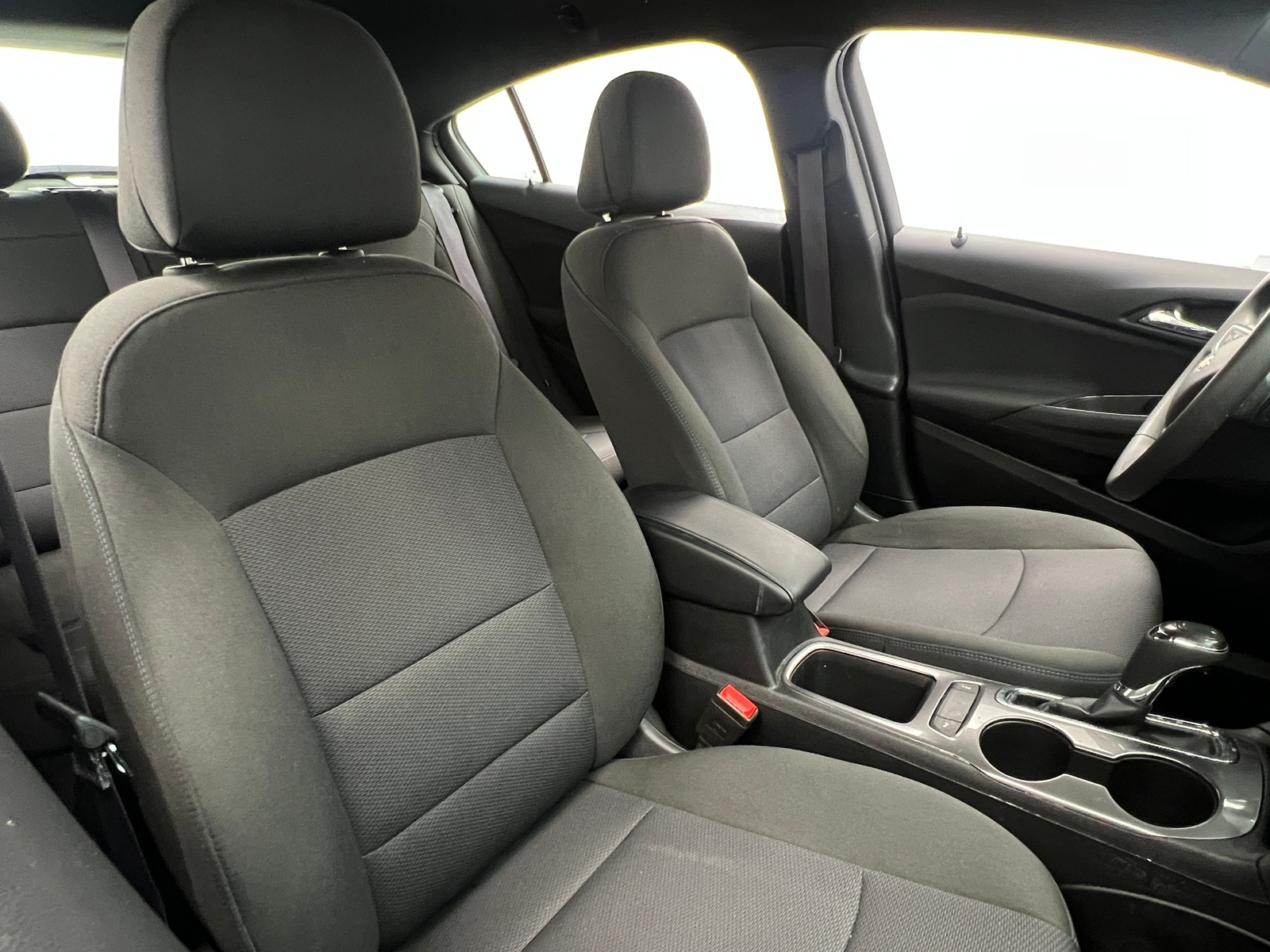 Thumbnail: 2017 Chevrolet Cruze - 2