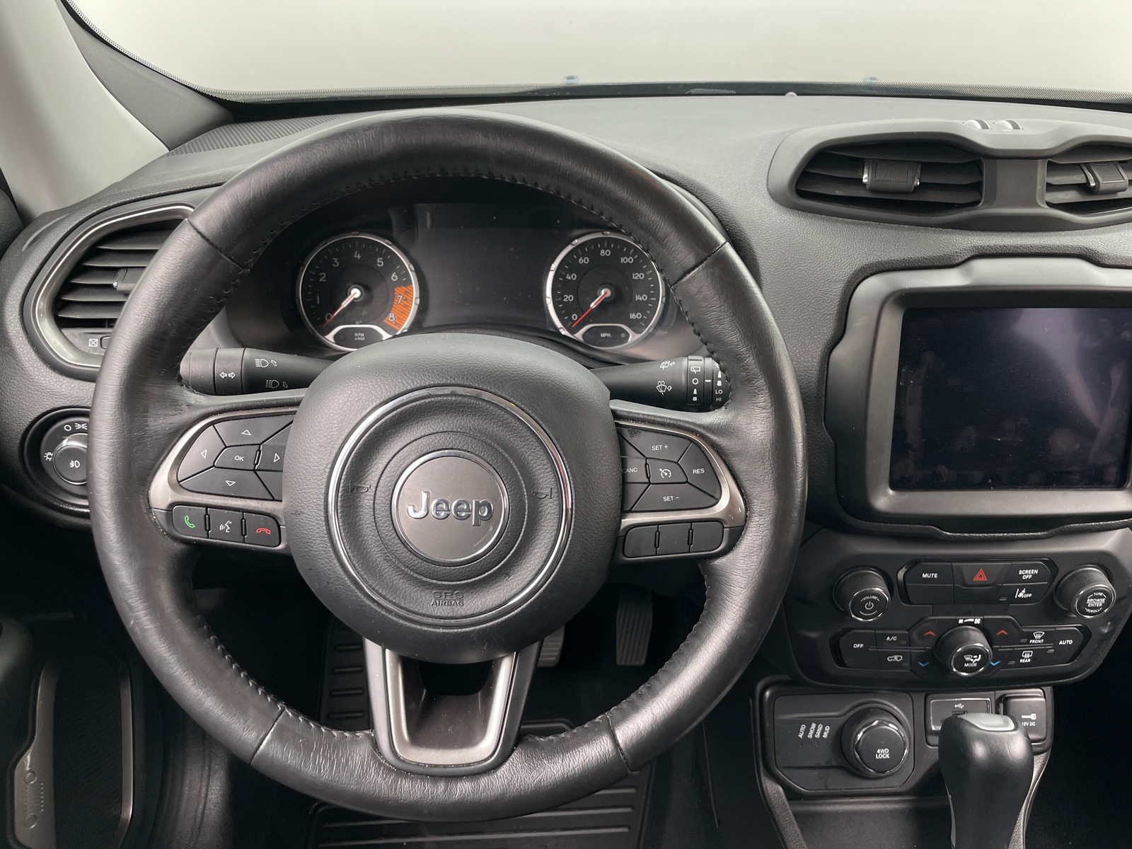 Thumbnail: 2021 Jeep Renegade - 4