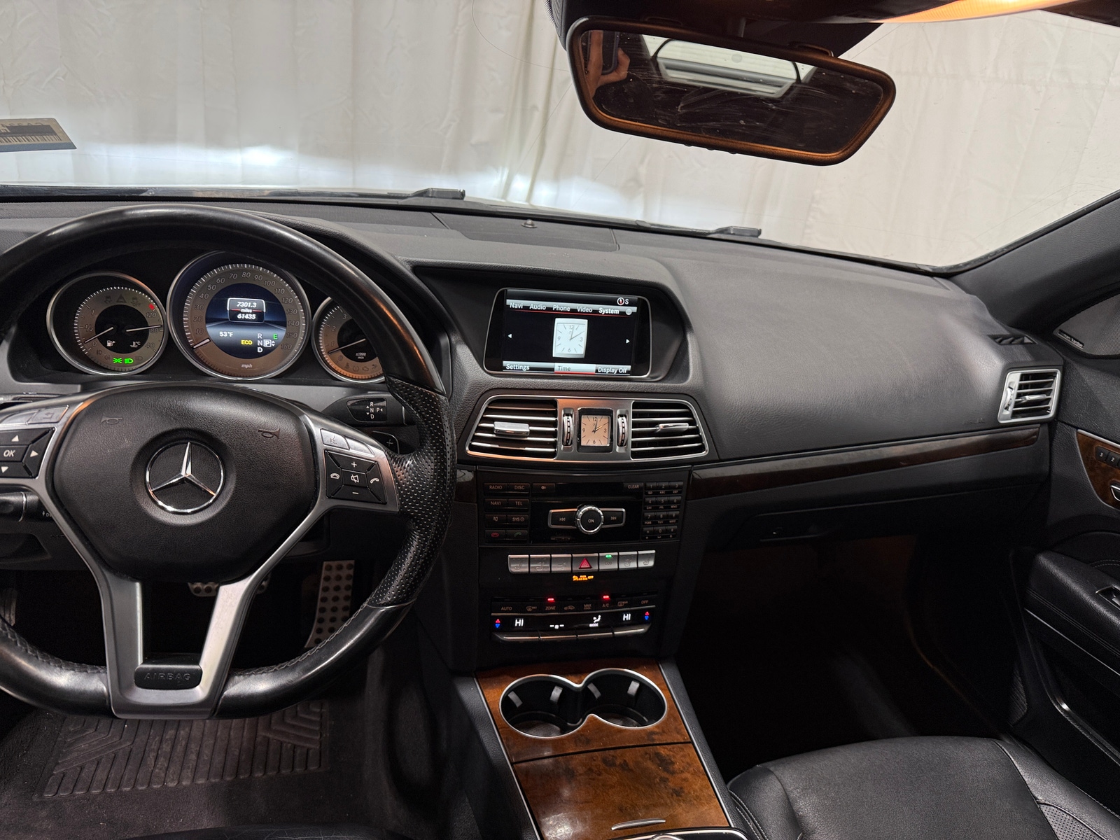 Thumbnail: 2014 Mercedes-Benz E-Class - 3