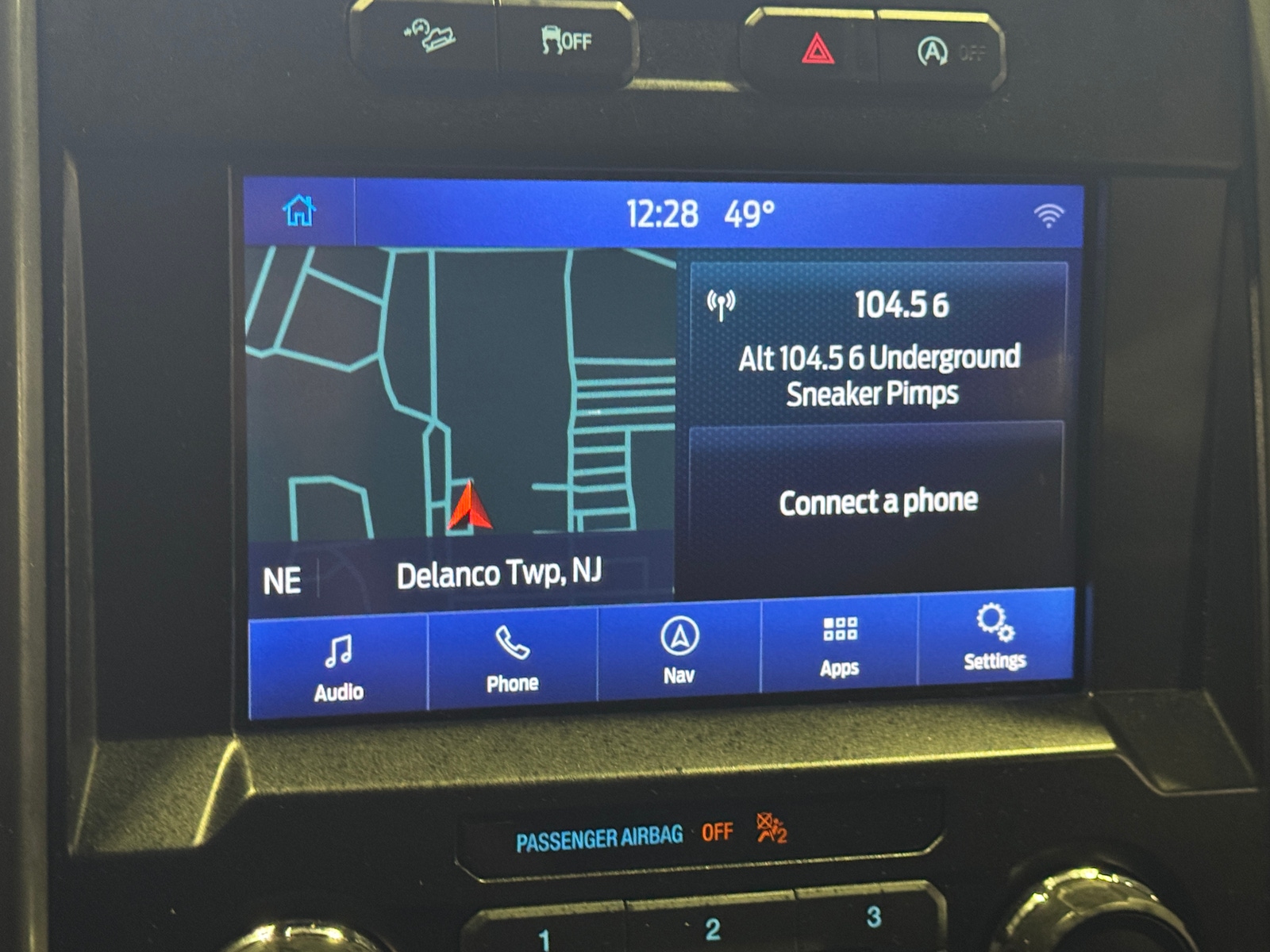 Thumbnail: 2020 Ford Econoline - 4