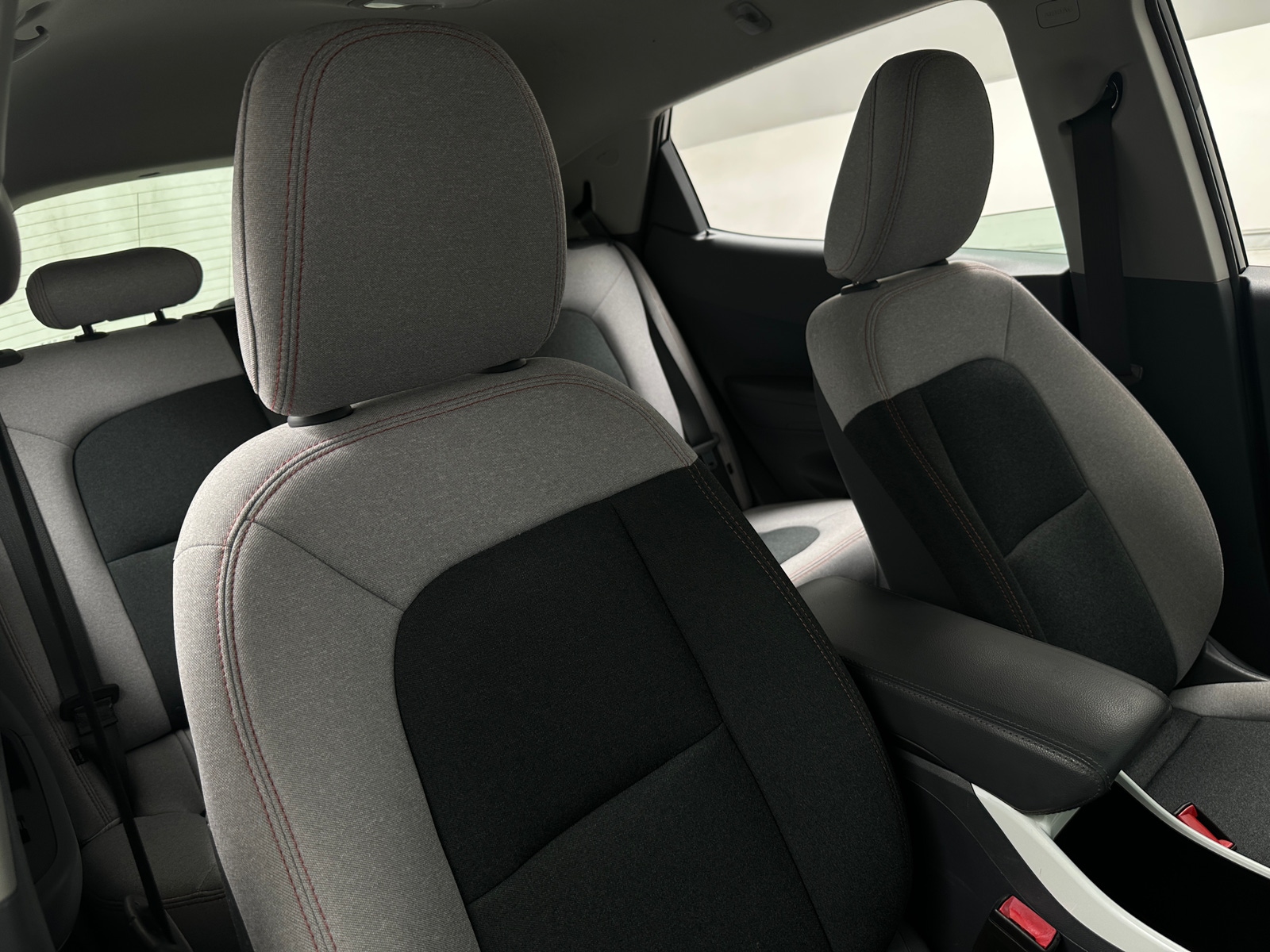 Thumbnail: 2018 Chevrolet Bolt EV - 2