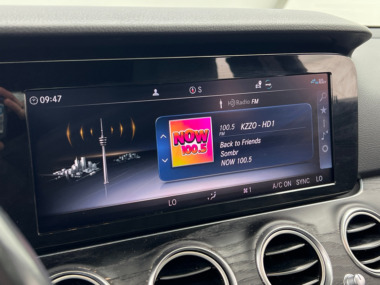 Thumbnail: 2019 Mercedes-Benz E-Class - 3