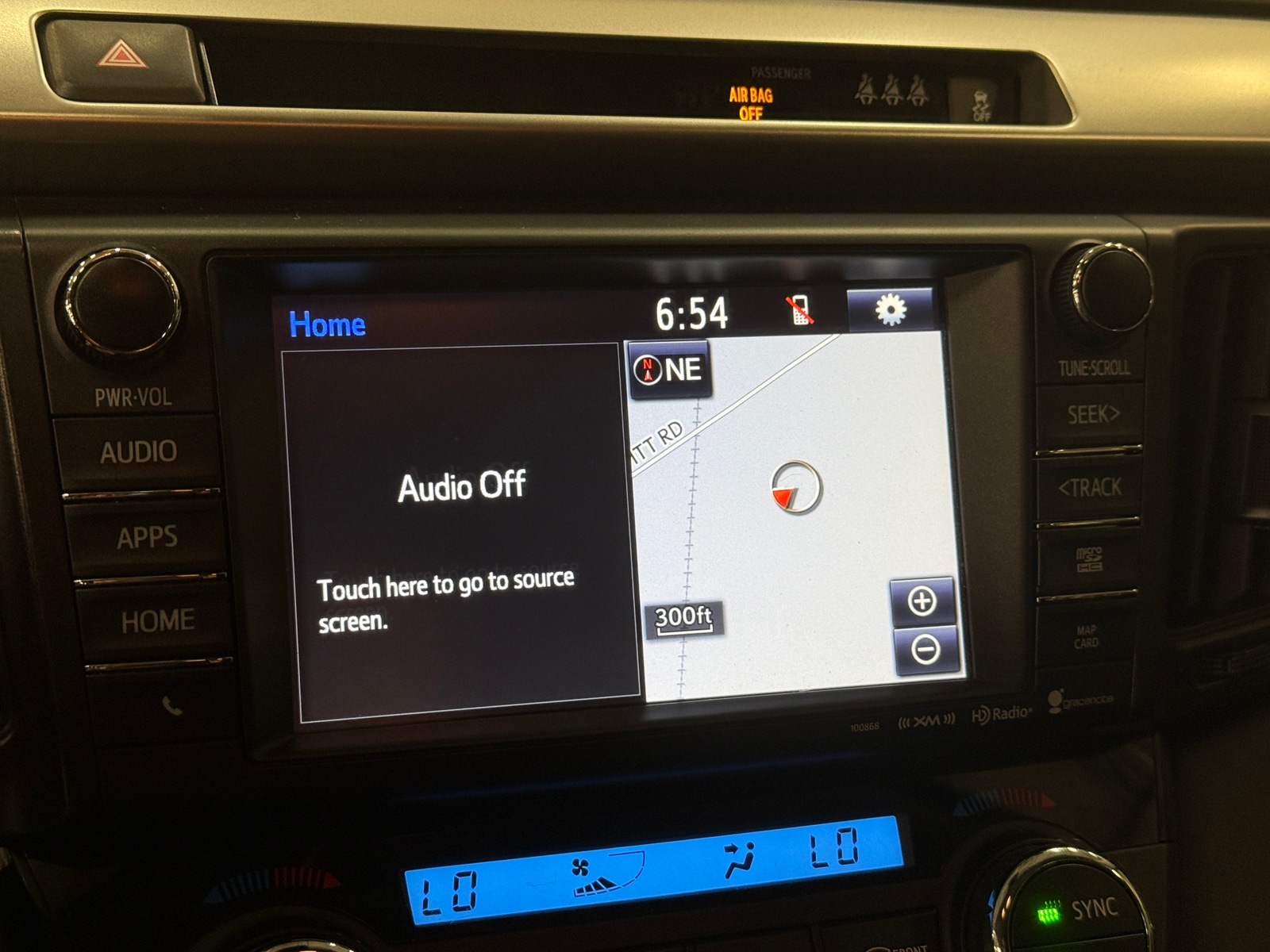 Thumbnail: 2018 Toyota RAV4 - 4