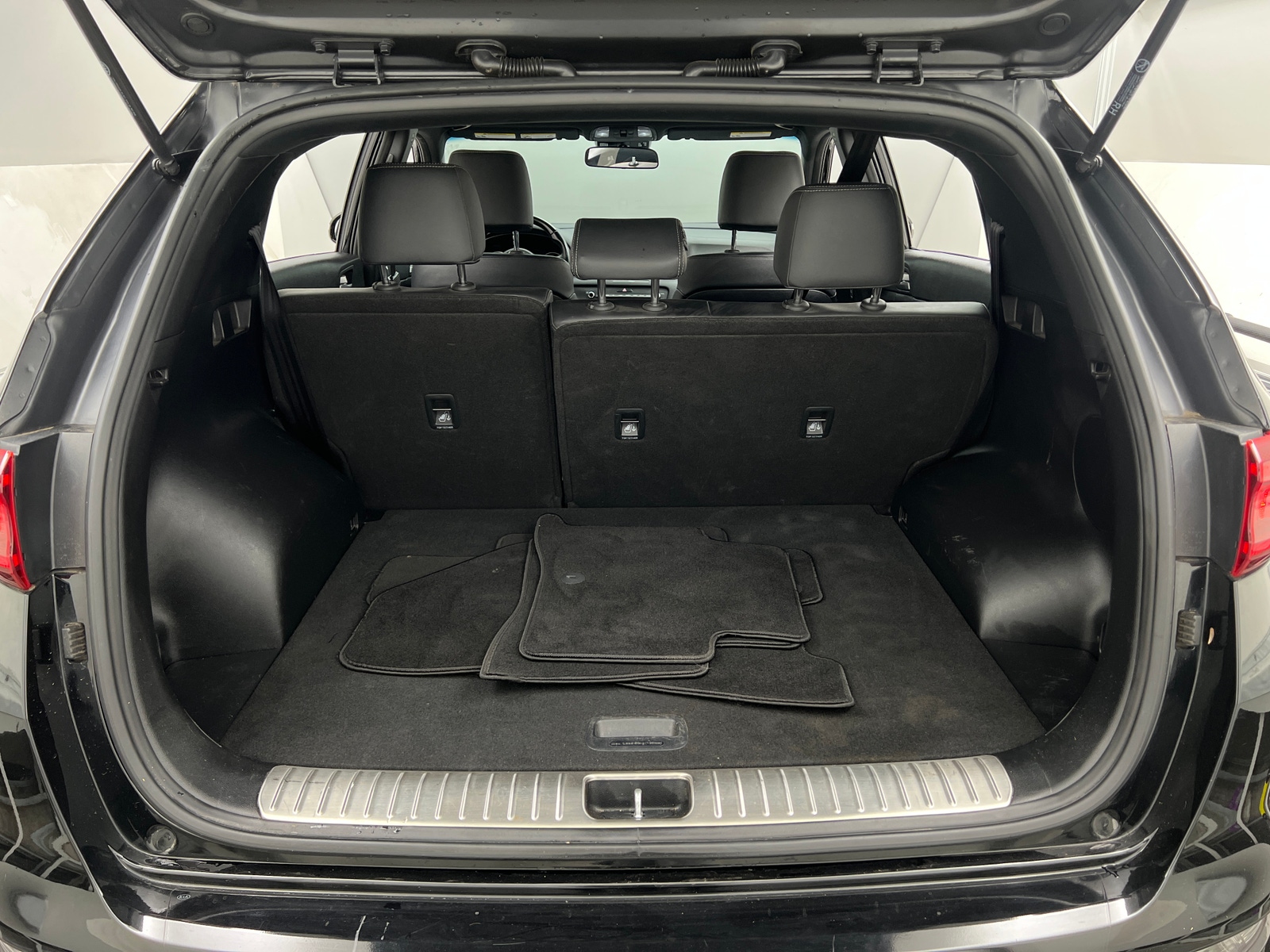 Thumbnail: 2020 Kia Sportage - 6