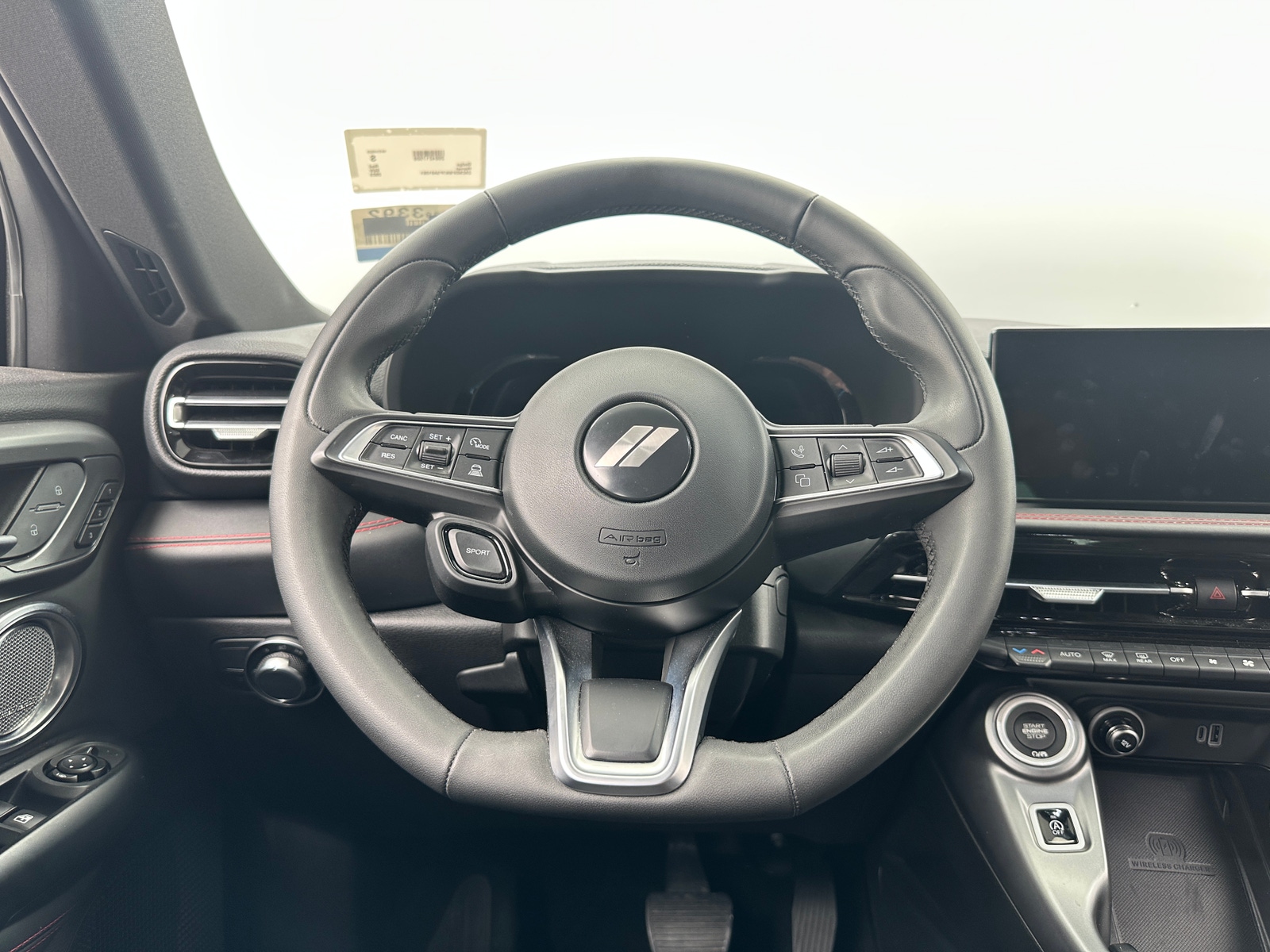 Thumbnail: 2023 Dodge Hornet - 4