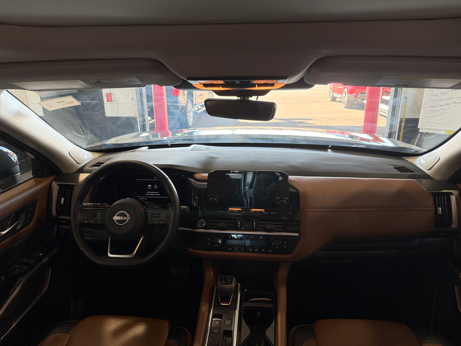 Thumbnail: 2024 Nissan Pathfinder - 2