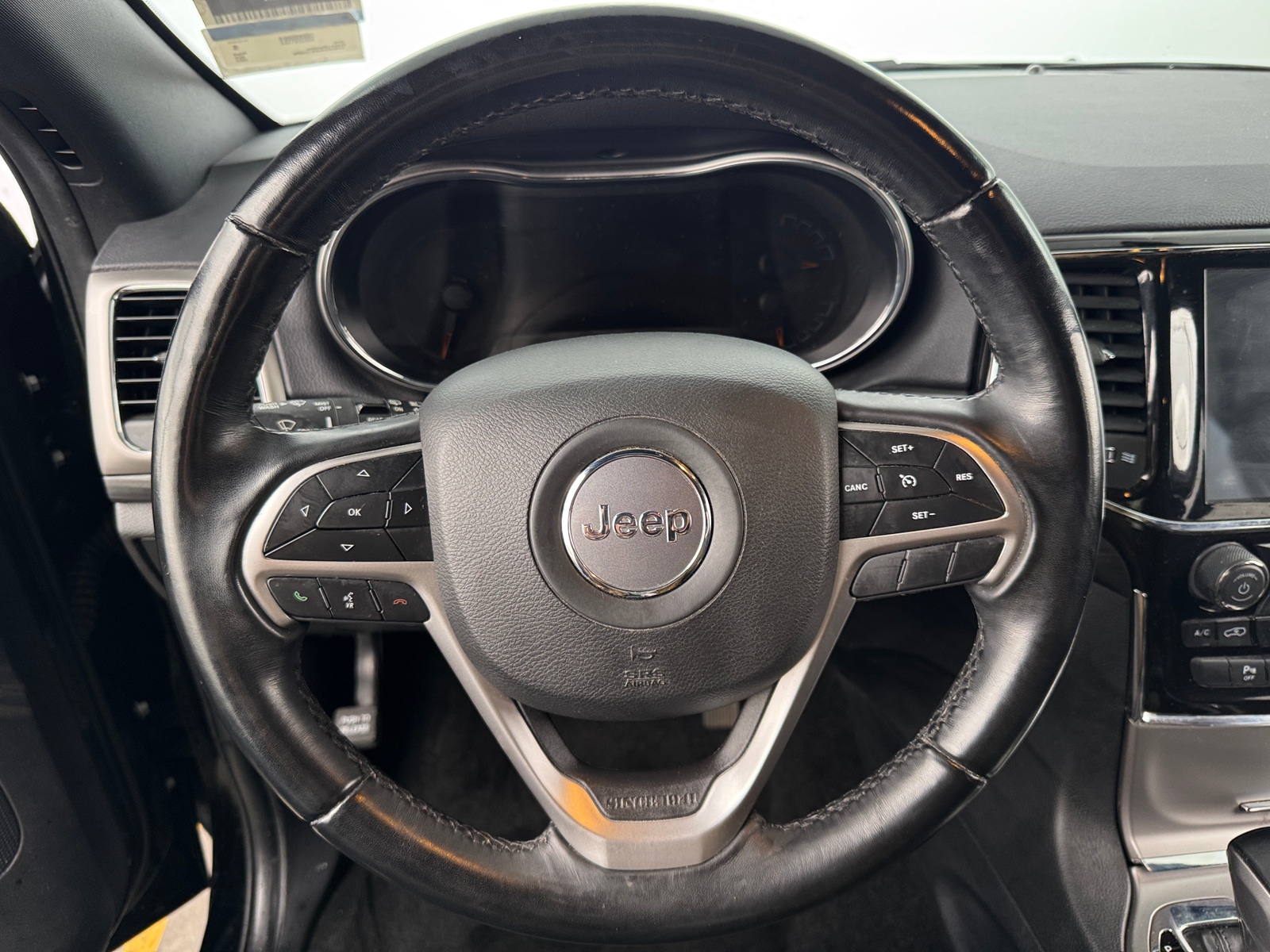 Thumbnail: 2022 Jeep Grand Cherokee - 5