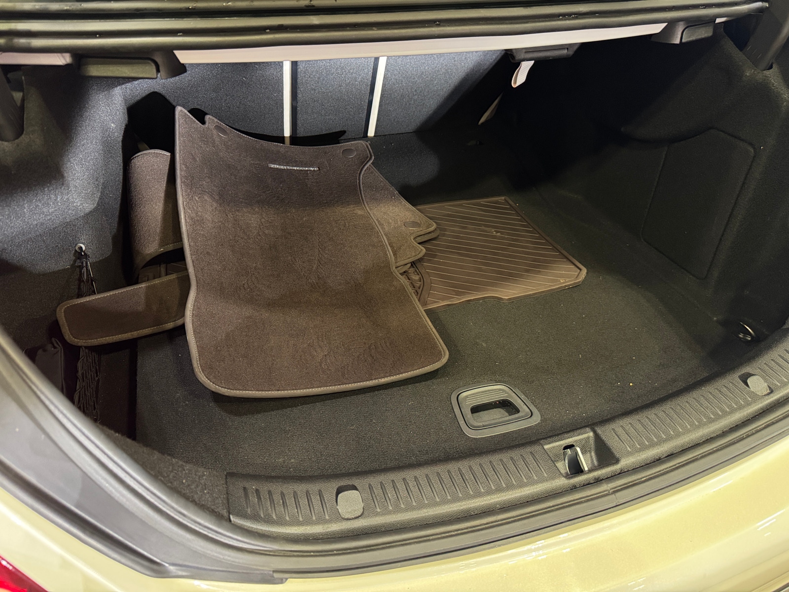 Thumbnail: 2019 Mercedes-Benz E-Class - 6