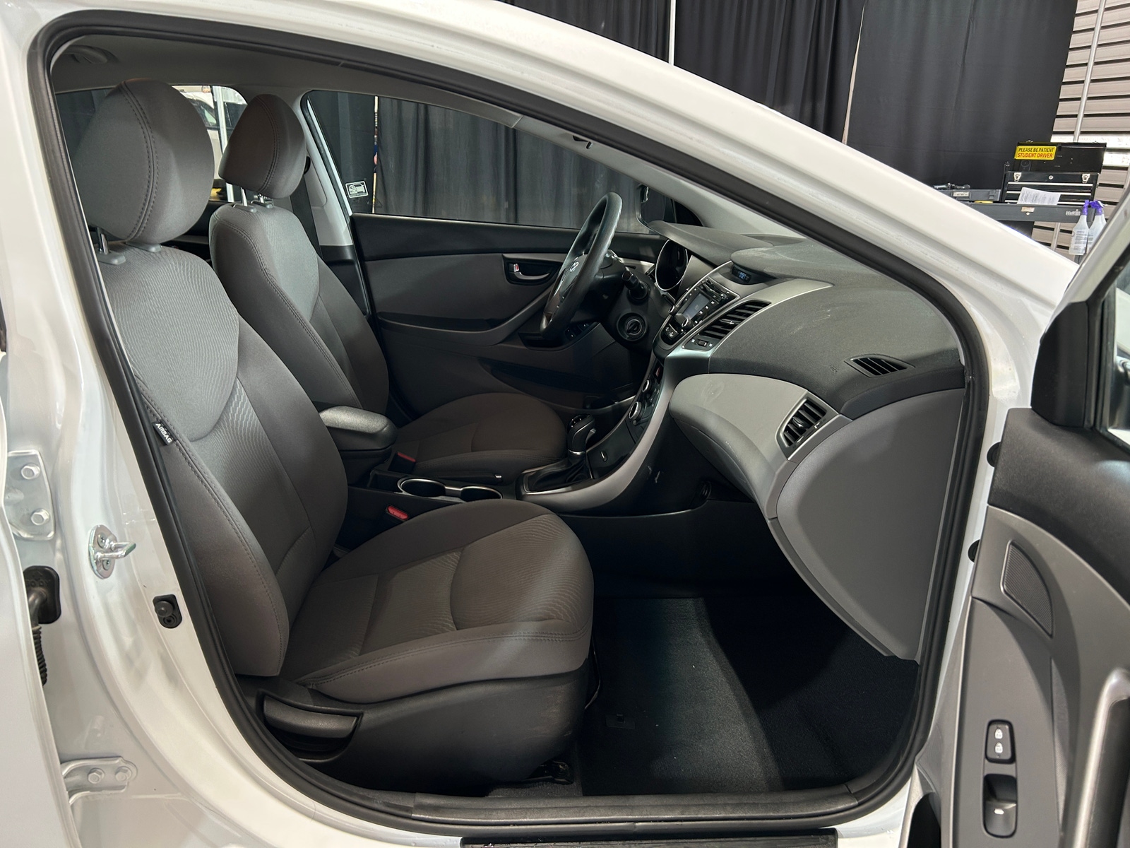 Thumbnail: 2016 Hyundai Elantra - 2