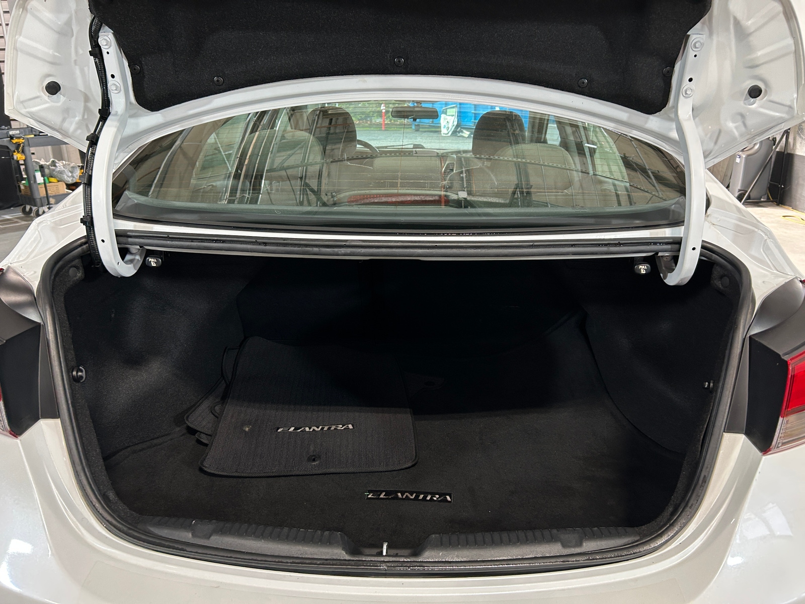 Thumbnail: 2016 Hyundai Elantra - 7