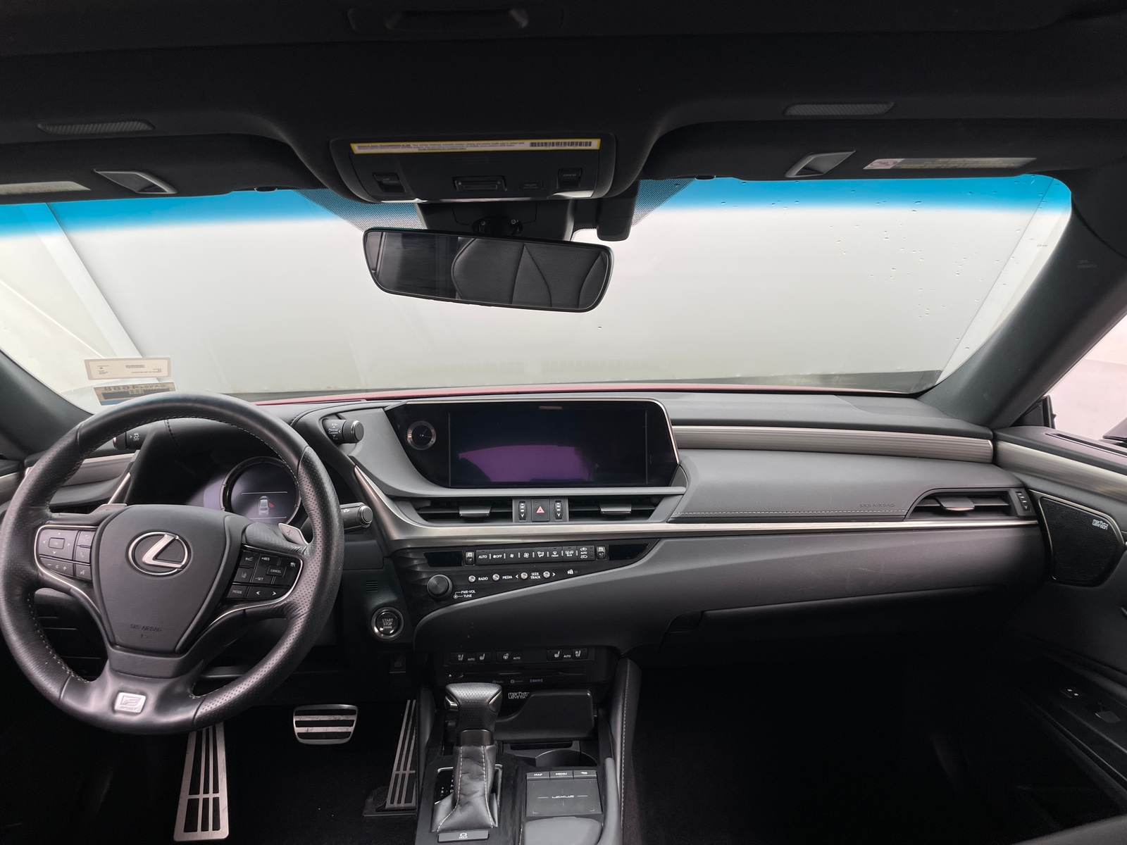 Thumbnail: 2020 Lexus ES - 2