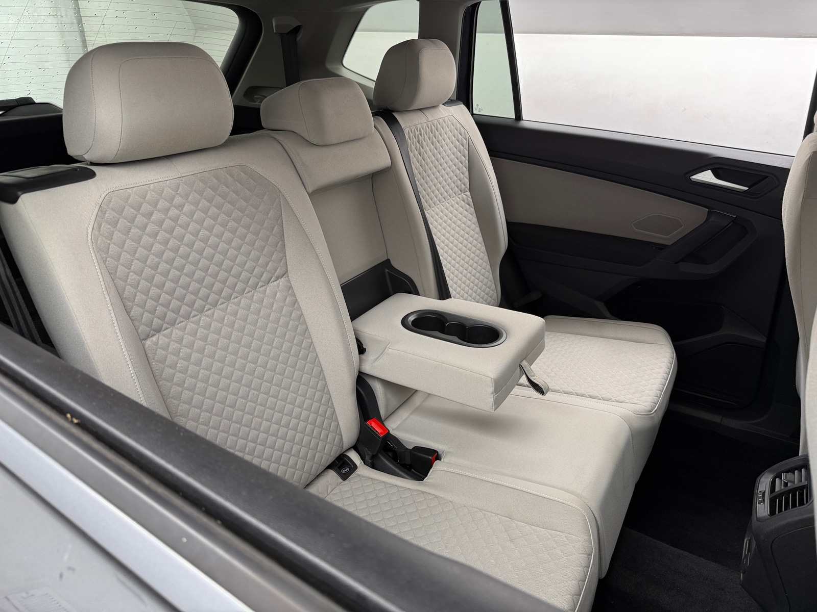 Thumbnail: 2019 Volkswagen Tiguan - 6