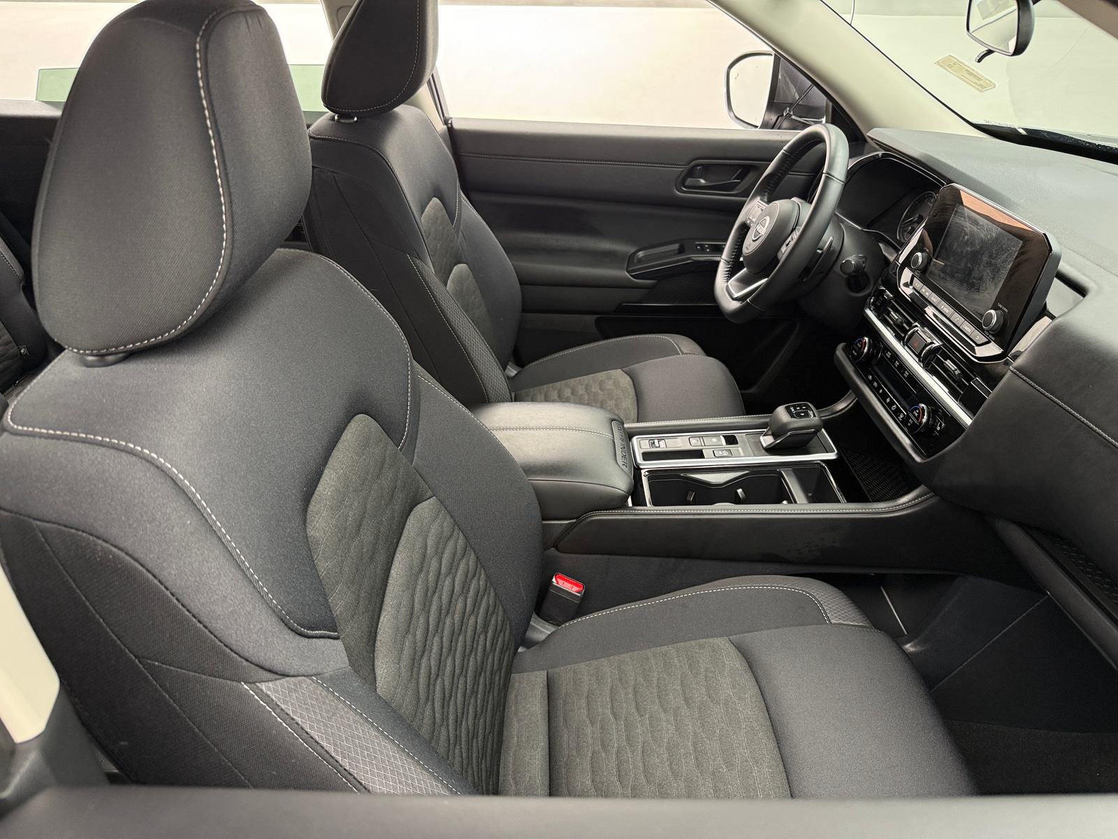 Thumbnail: 2025 Nissan Pathfinder - 2