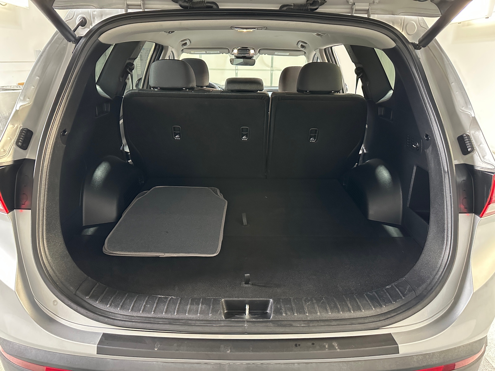 Thumbnail: 2023 Hyundai Santa Fe - 7