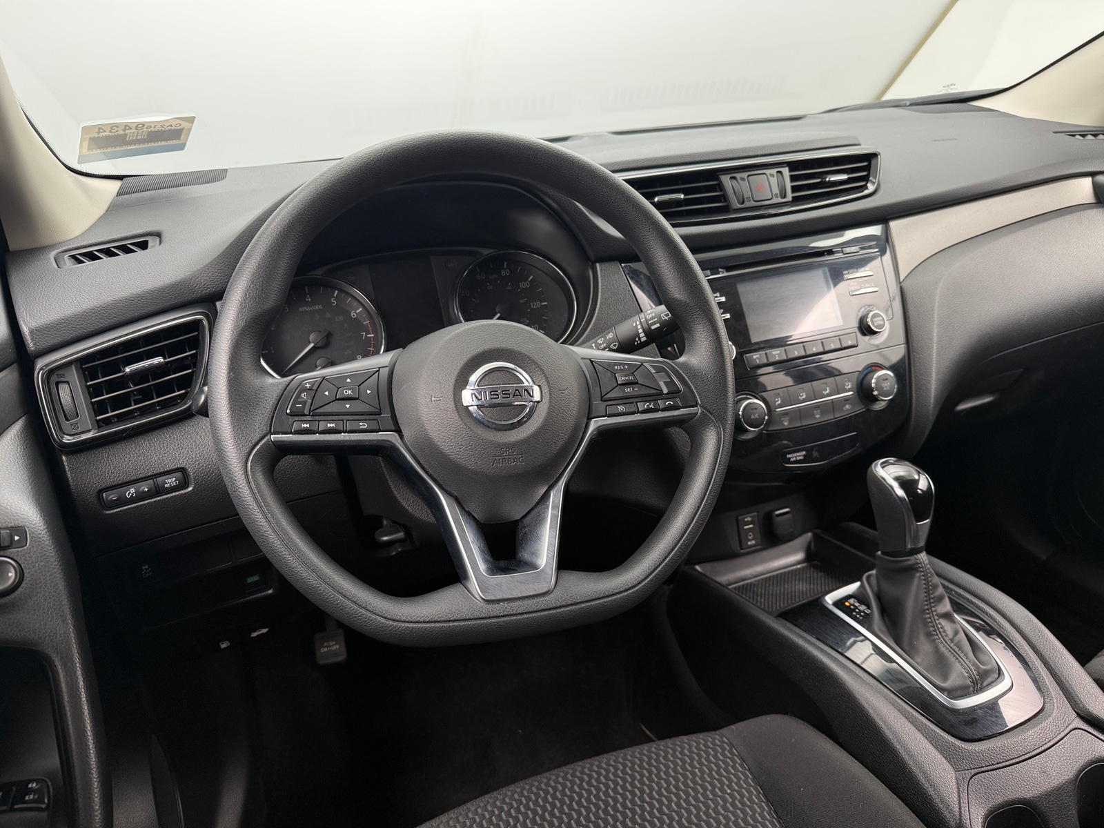 Thumbnail: 2018 Nissan Rogue Sport - 5