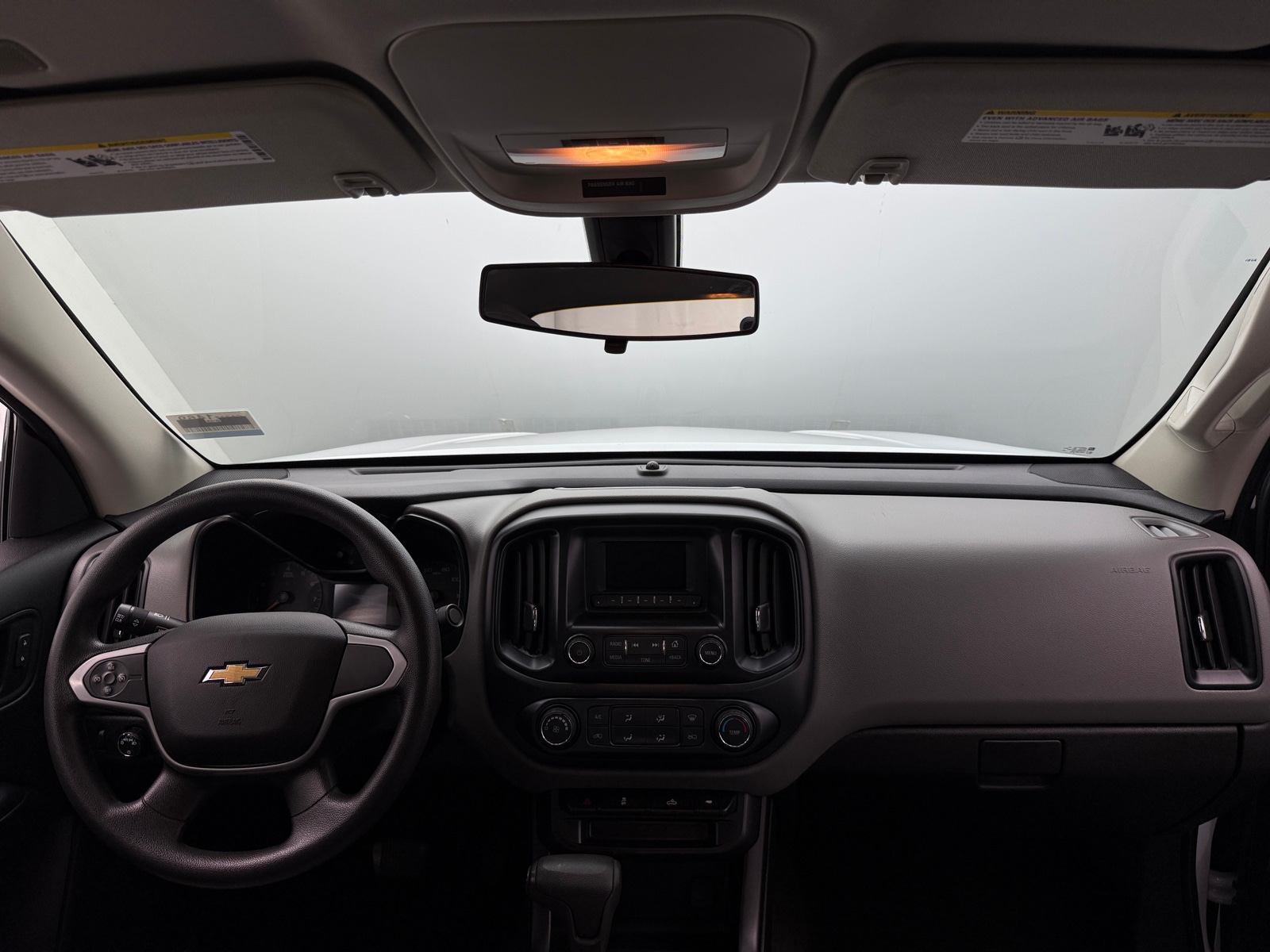 Thumbnail: 2017 Chevrolet Colorado - 3