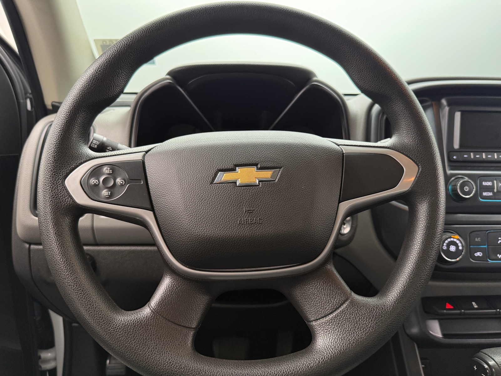 Thumbnail: 2017 Chevrolet Colorado - 5