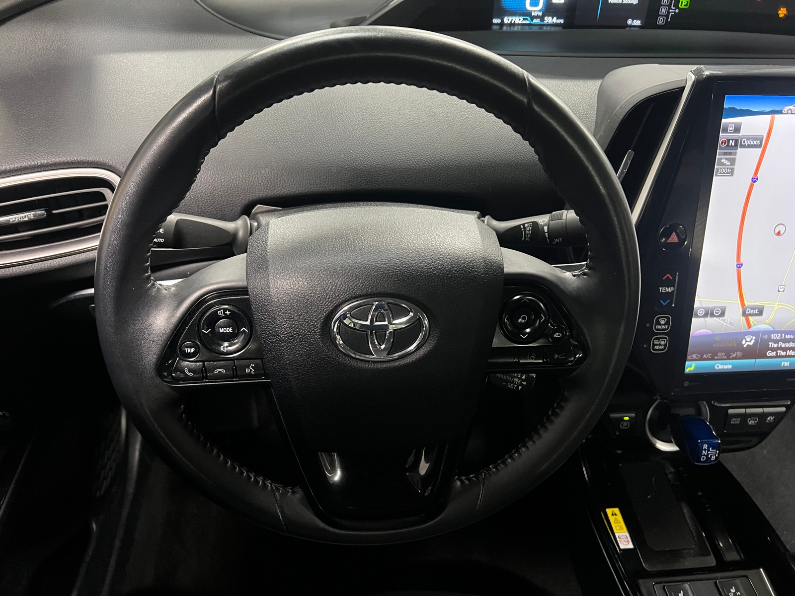 Thumbnail: 2022 Toyota Prius Prime - 4