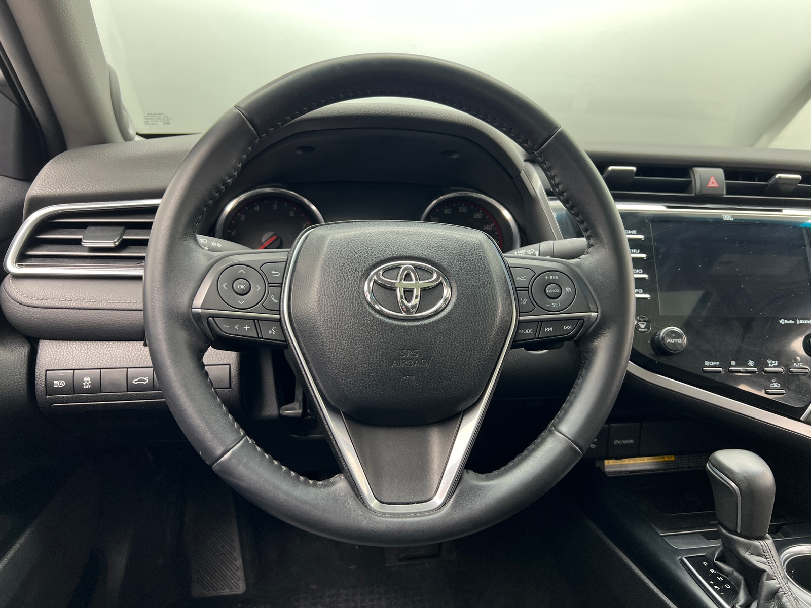 Thumbnail: 2018 Toyota Camry - 4