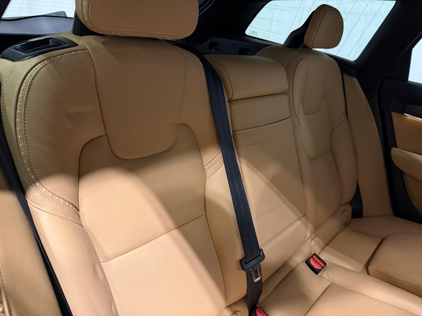 Thumbnail: 2018 Volvo V90 - 5