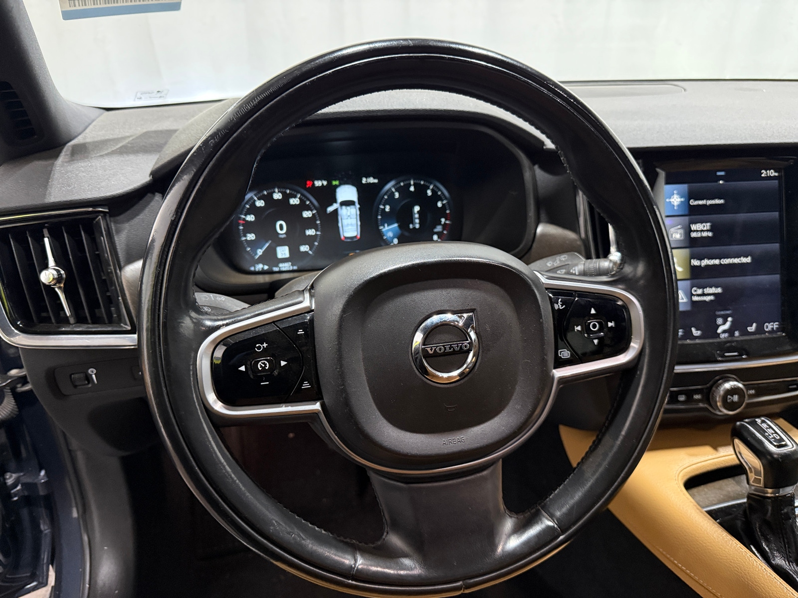 Thumbnail: 2018 Volvo V90 - 4