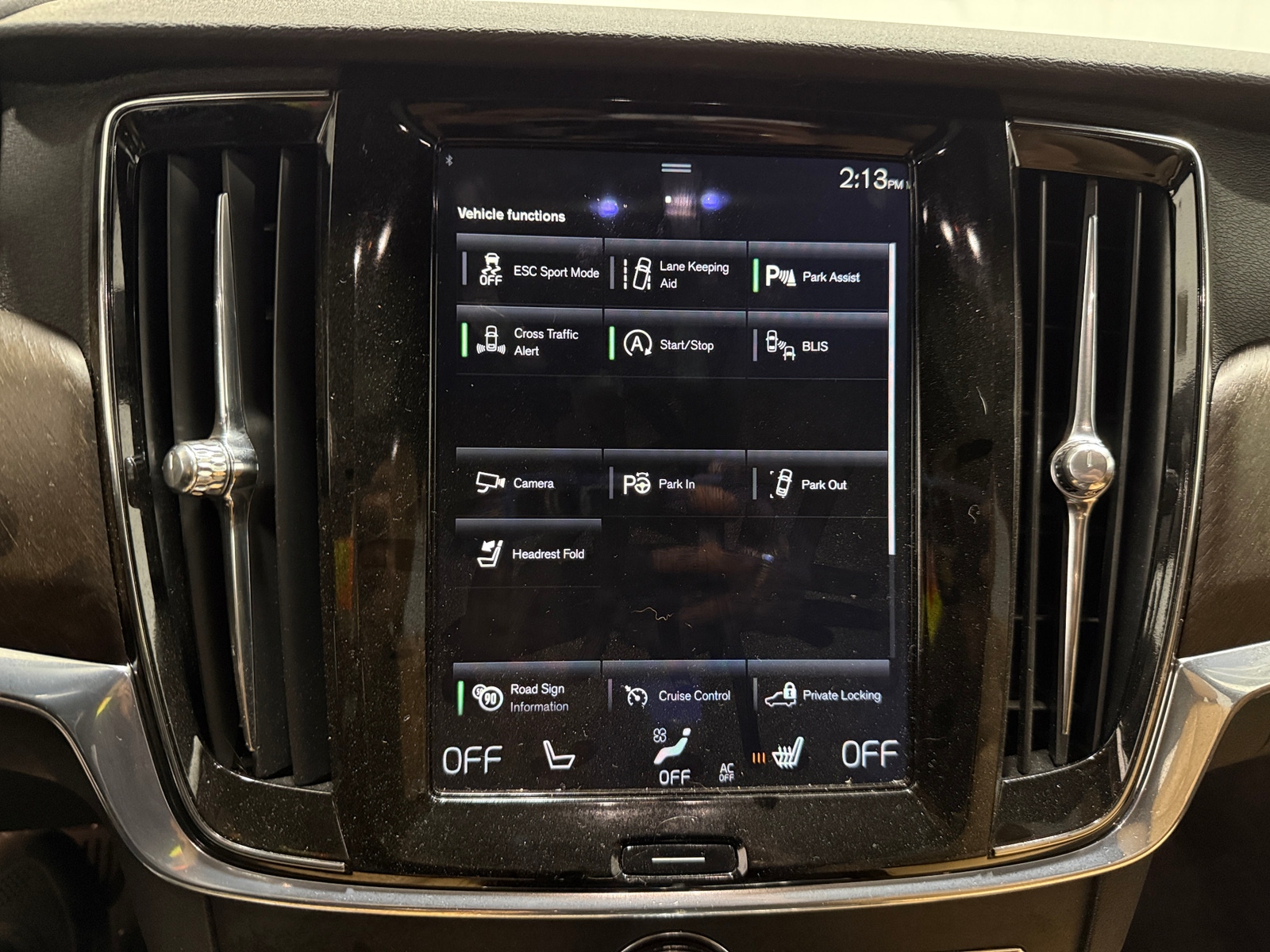 Thumbnail: 2018 Volvo V90 - 3